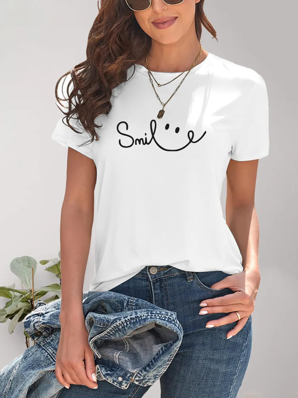 SMILE Round Neck Short Sleeve T-Shirt – Trendsi | ClozArt