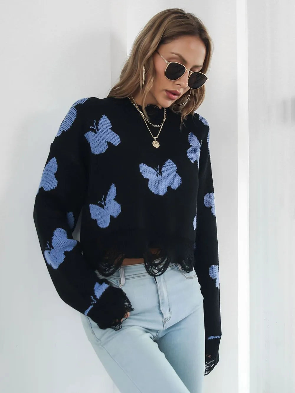 Distressed Butterfly Cropped Sweater – Trendsi | ClozArt