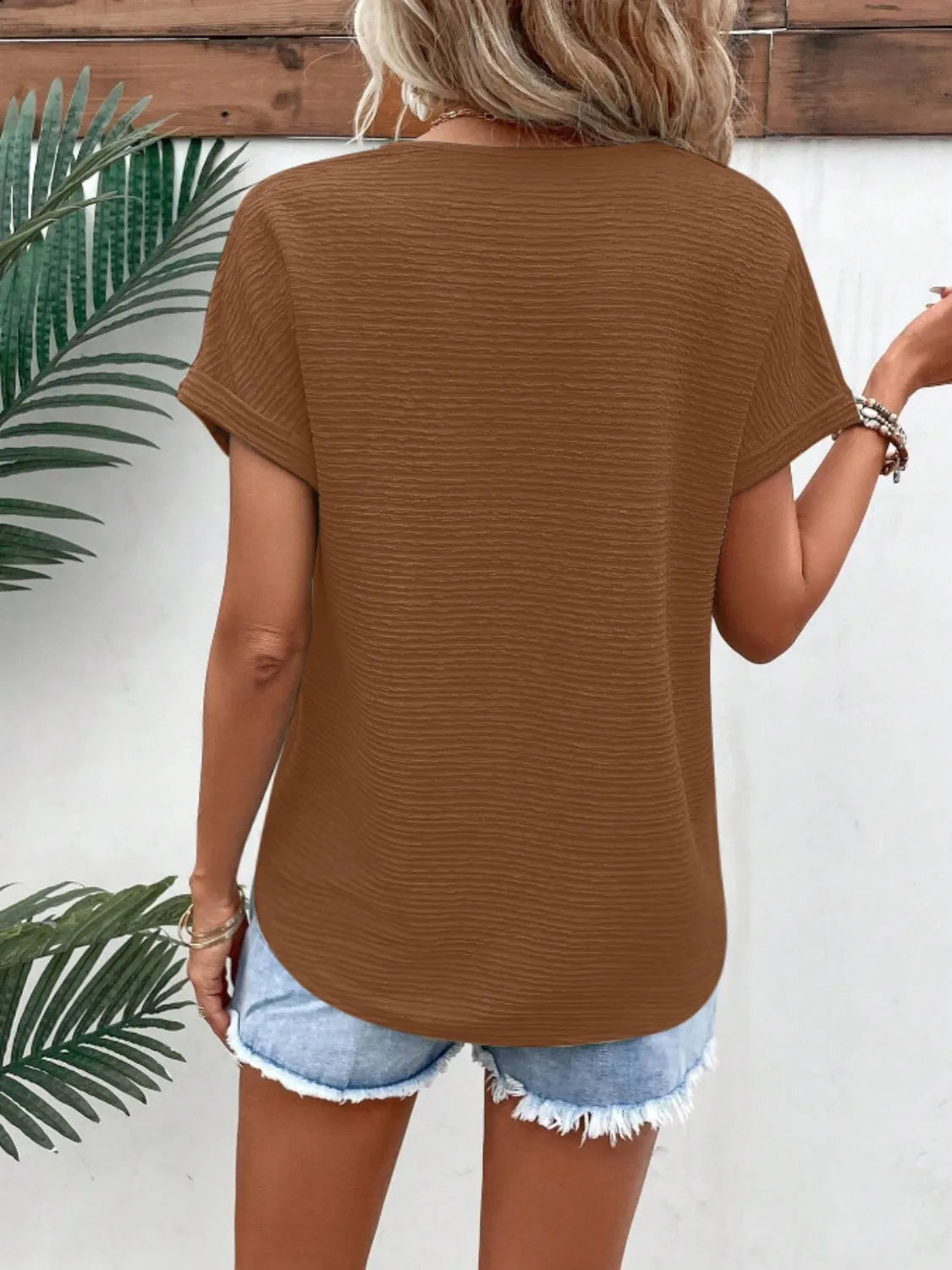 Textured Solid Color Short Sleeve Top – Trendsi | ClozArt