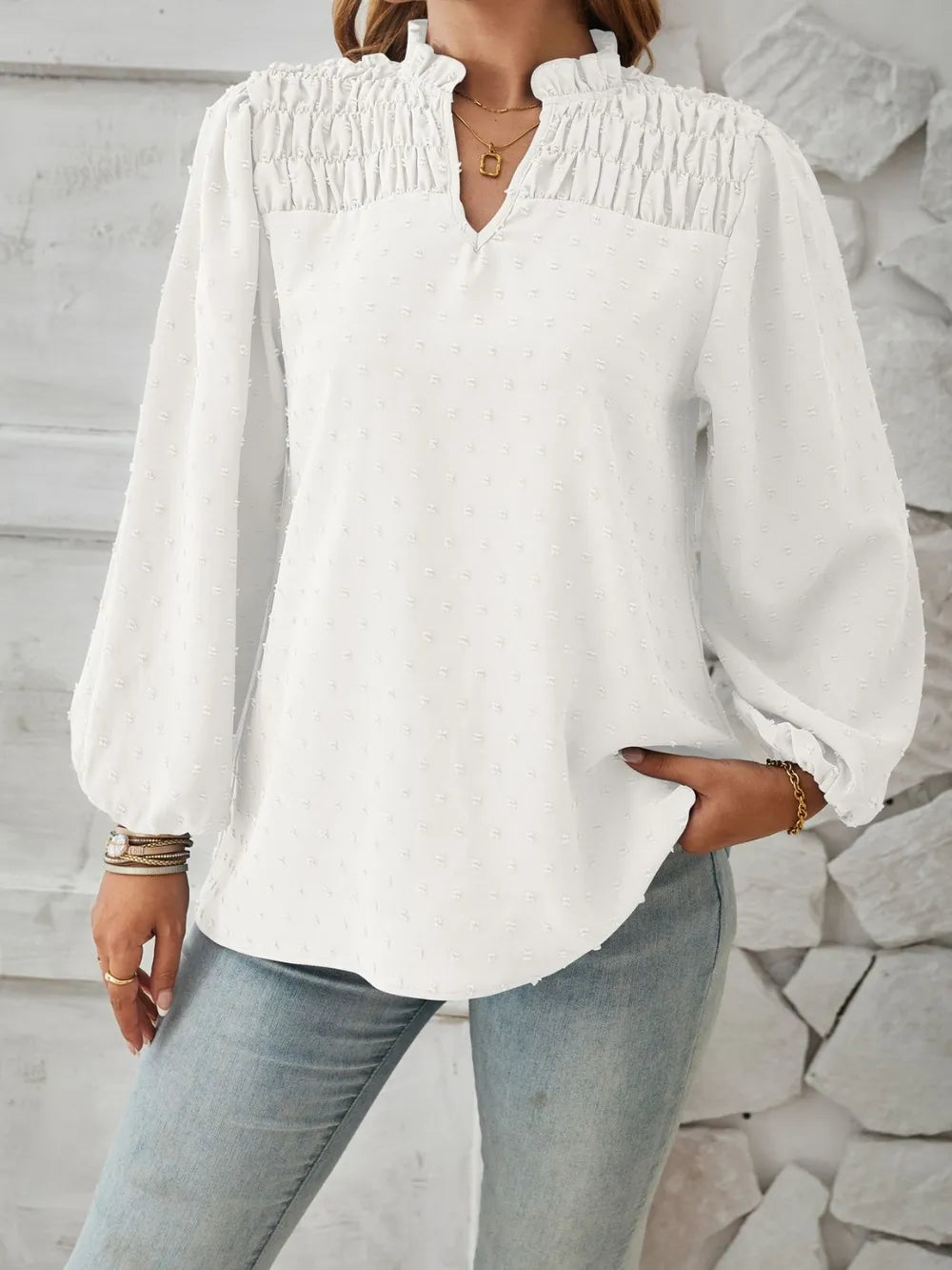 Ruched Swiss Dot Notched Balloon Sleeve T-Shirt – Trendsi | ClozArt