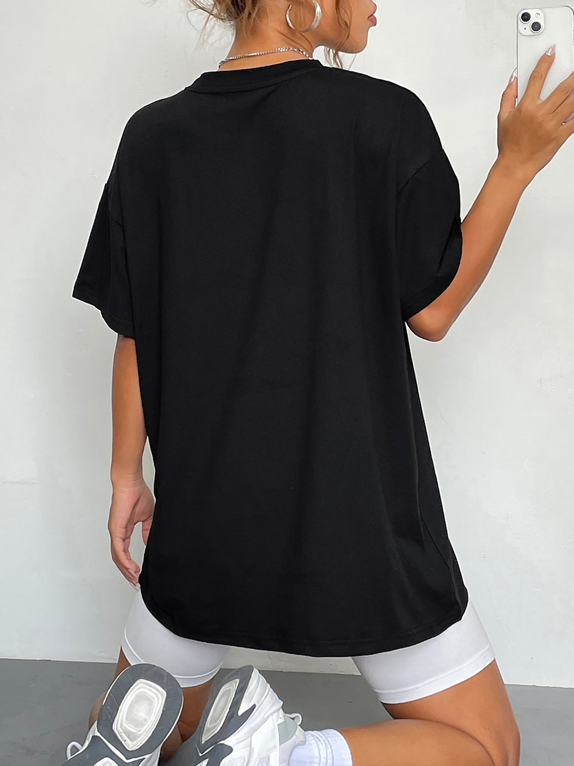 Round Neck Short Sleeve Graphic T-Shirt – Trendsi | ClozArt