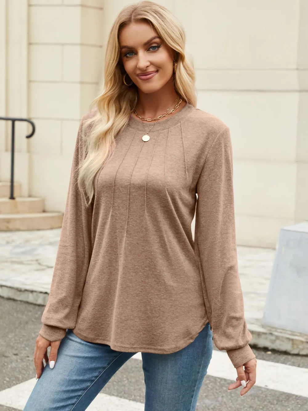 Round Neck Long Sleeve T-Shirt – Trendsi | ClozArt