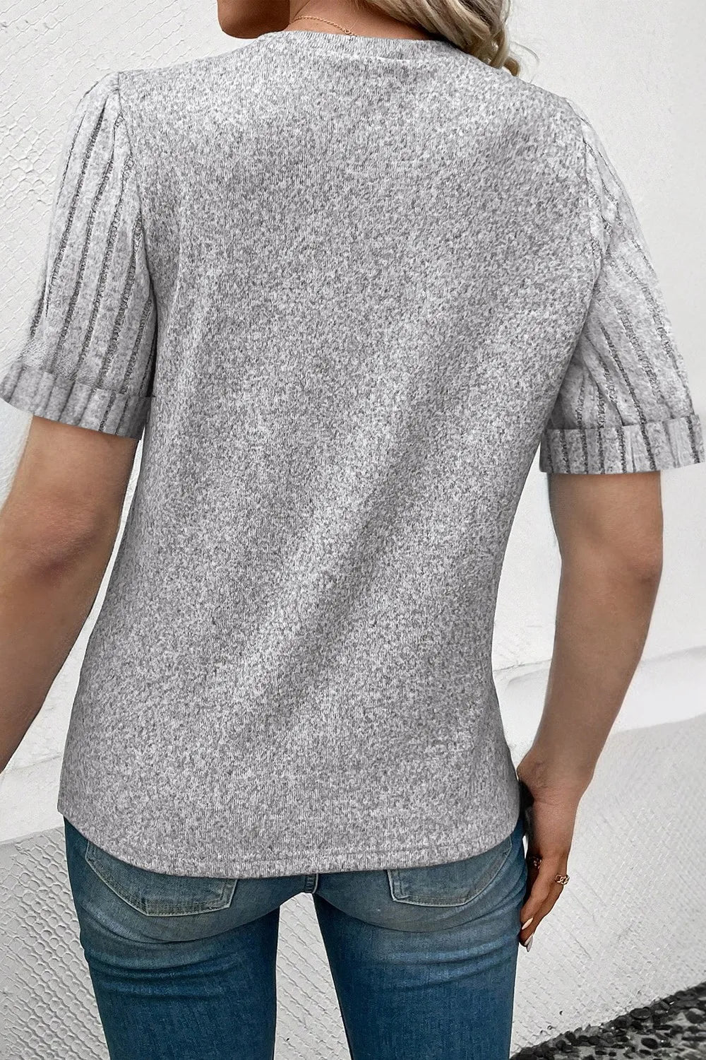 Round Neck Short Sleeve T-Shirt – Trendsi | ClozArt
