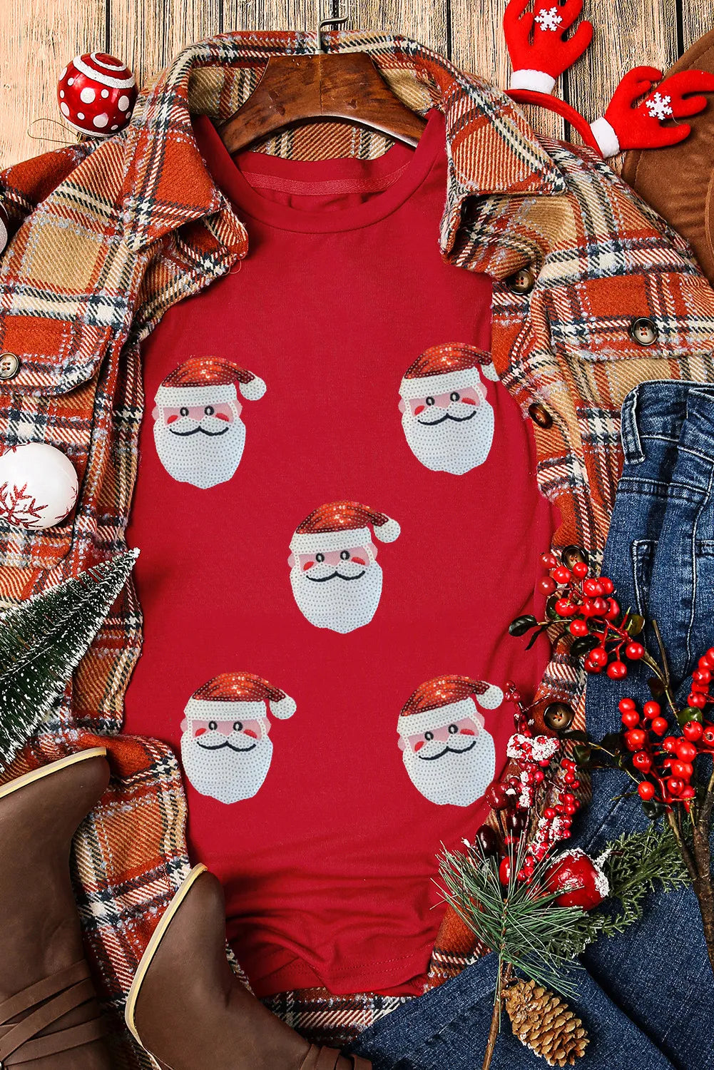 Sequin Santa Round Neck Short Sleeve T-Shirt – Trendsi | ClozArt