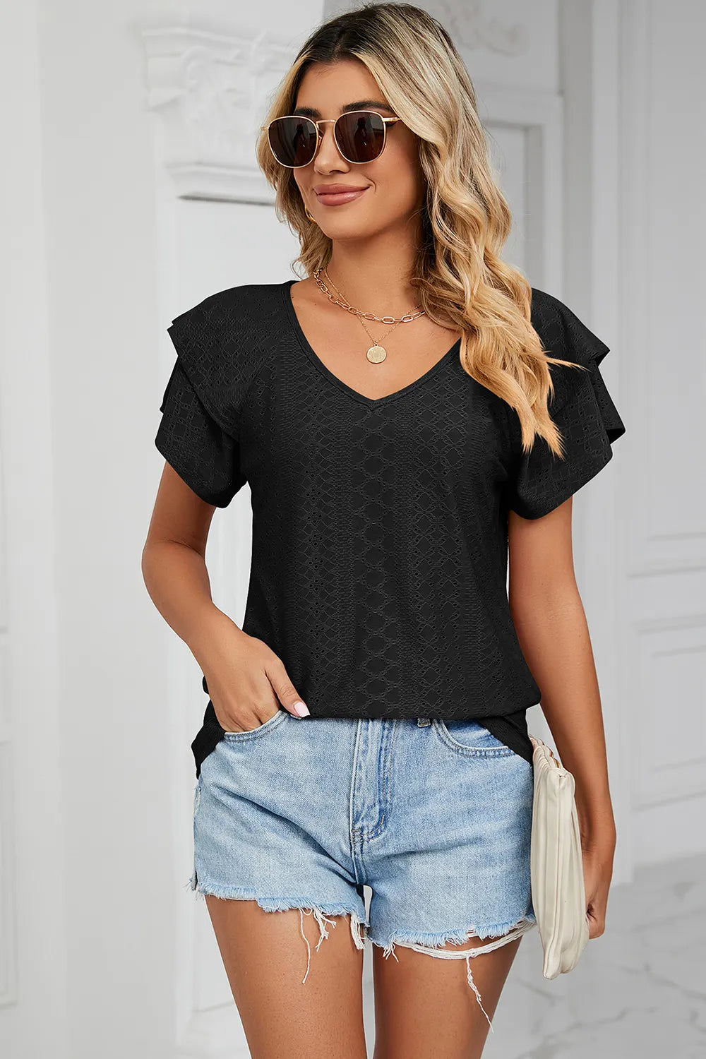 Eyelet V-Neck Short Sleeve T-Shirt – Trendsi | ClozArt