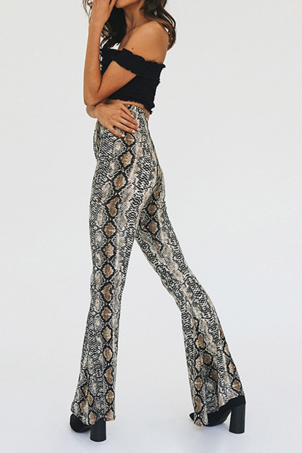 Snakeskin Print Flare Pants – Trendsi | ClozArt