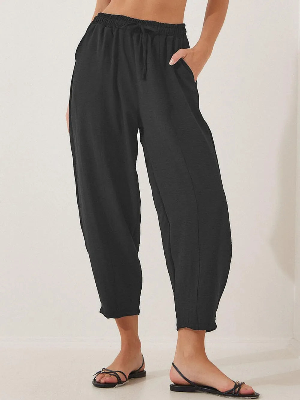 Full Size Drawstring Cropped Jogger Pants Plus Size – Trendsi | ClozArt