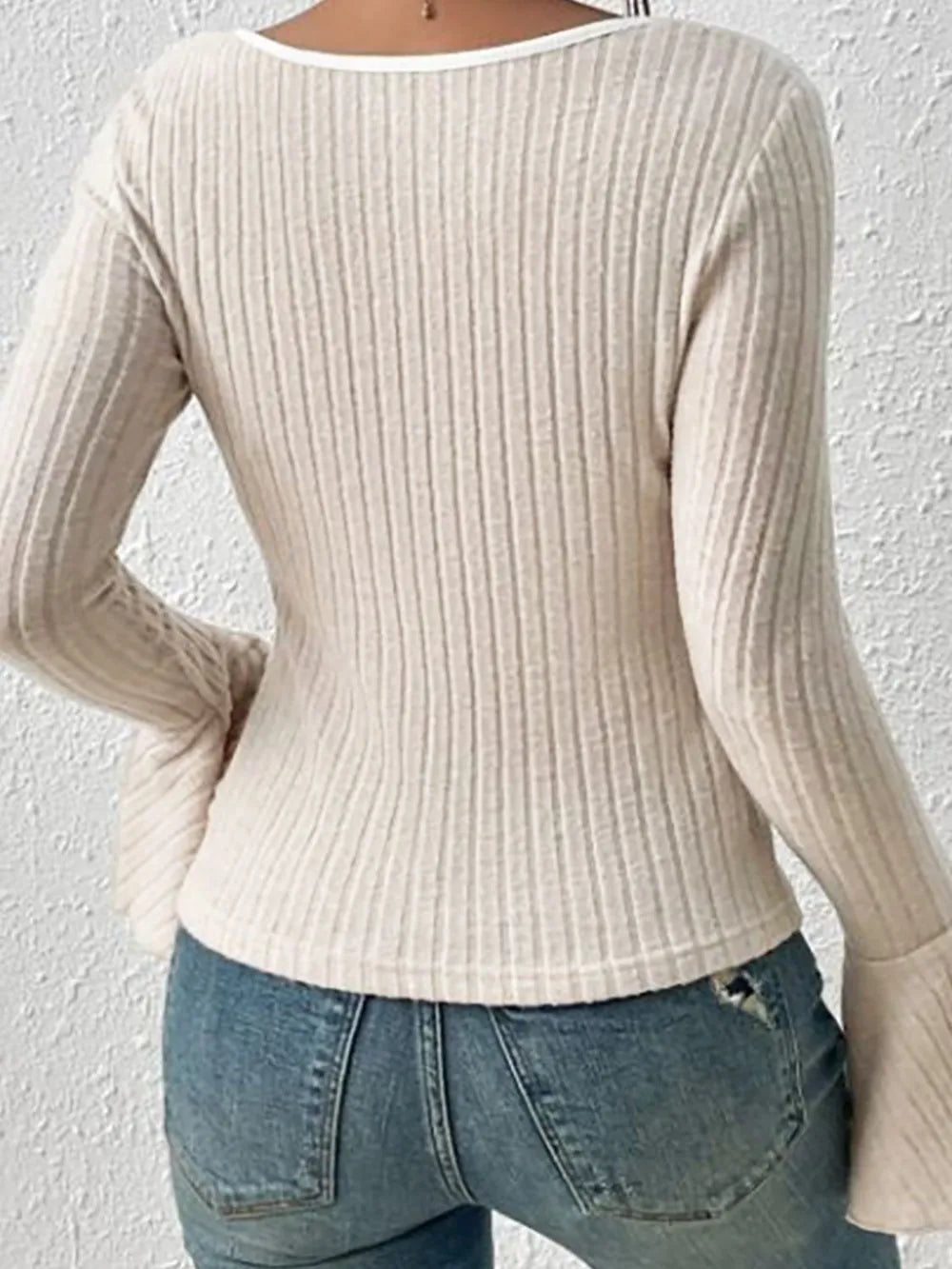 Scoop Neck Long Sleeve T-Shirt – Trendsi | ClozArt