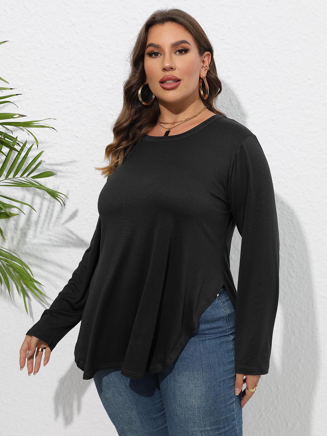 Plus Size Round Neck Long Sleeve Slit T-Shirt – Trendsi | ClozArt