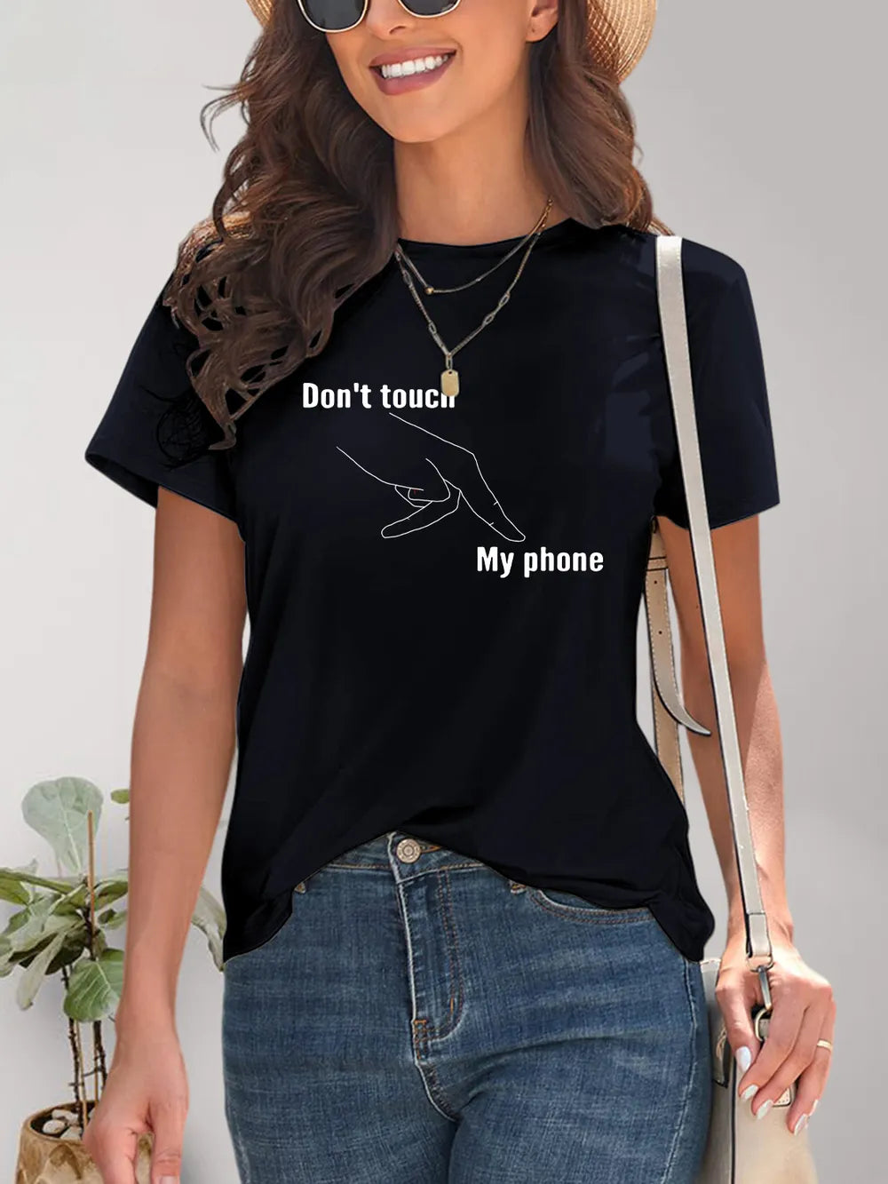 Graphic Round Neck Short Sleeve T-Shirt – Trendsi | ClozArt