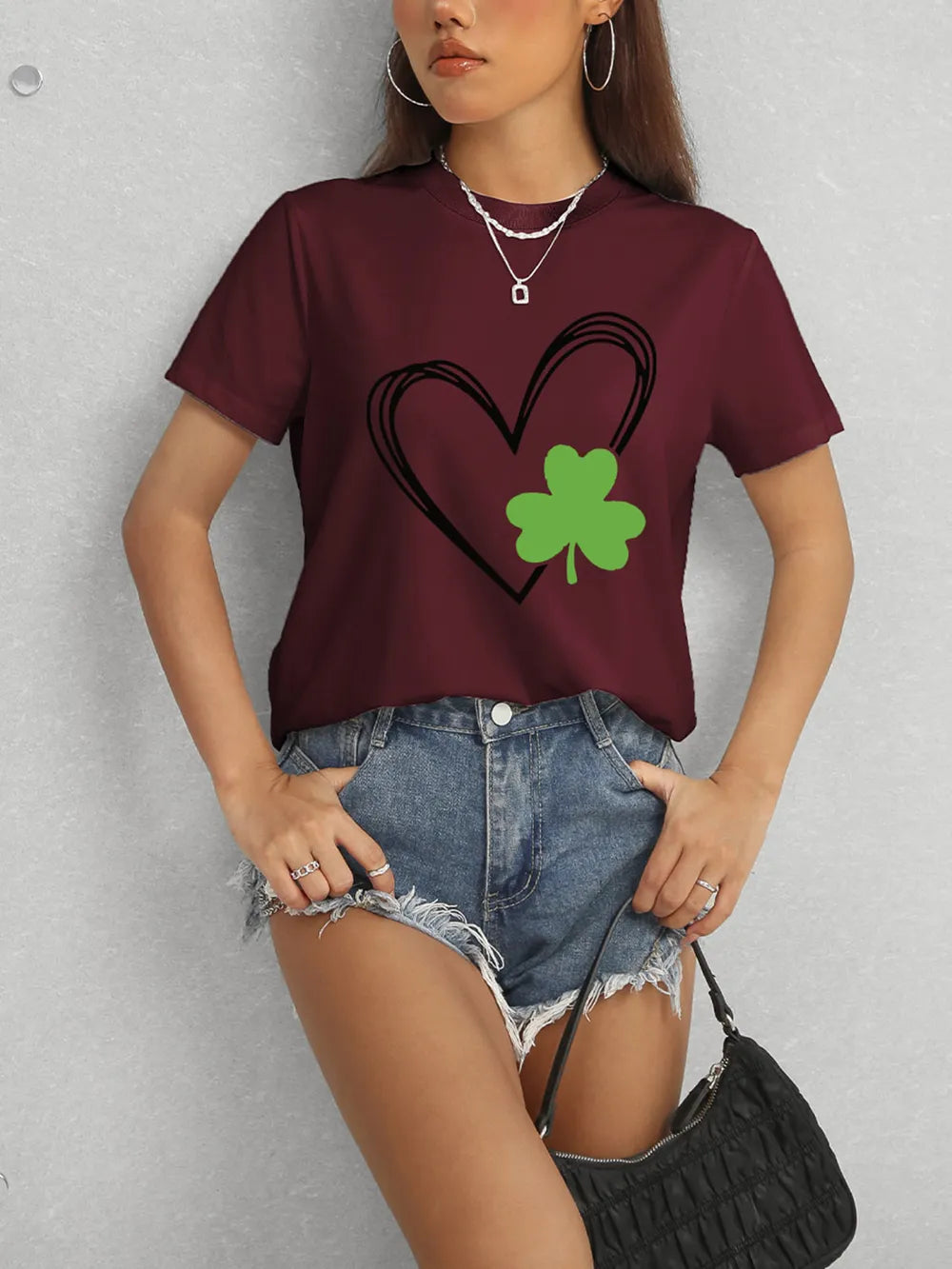 Heart Lucky Clover Short Sleeve T-Shirt – Trendsi | ClozArt