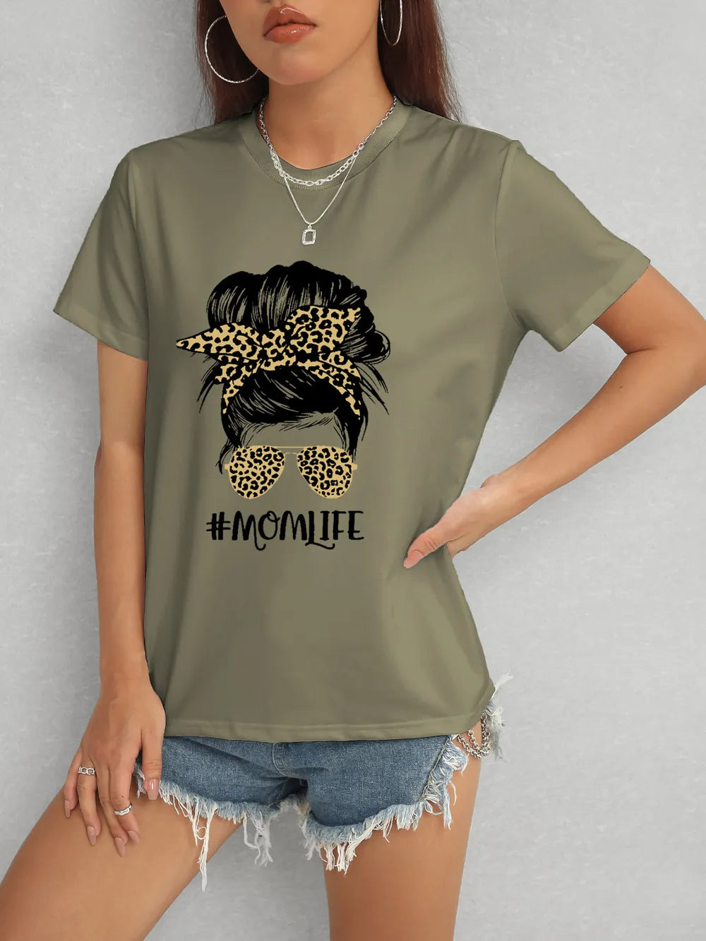 MOMLIFE Round Neck Short Sleeve T-Shirt – Trendsi | ClozArt