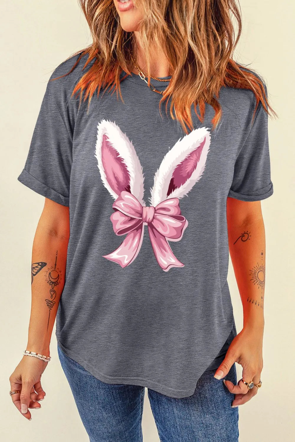 Bunny Ear Bow Graphic Short Sleeve T-Shirt – Trendsi | ClozArt