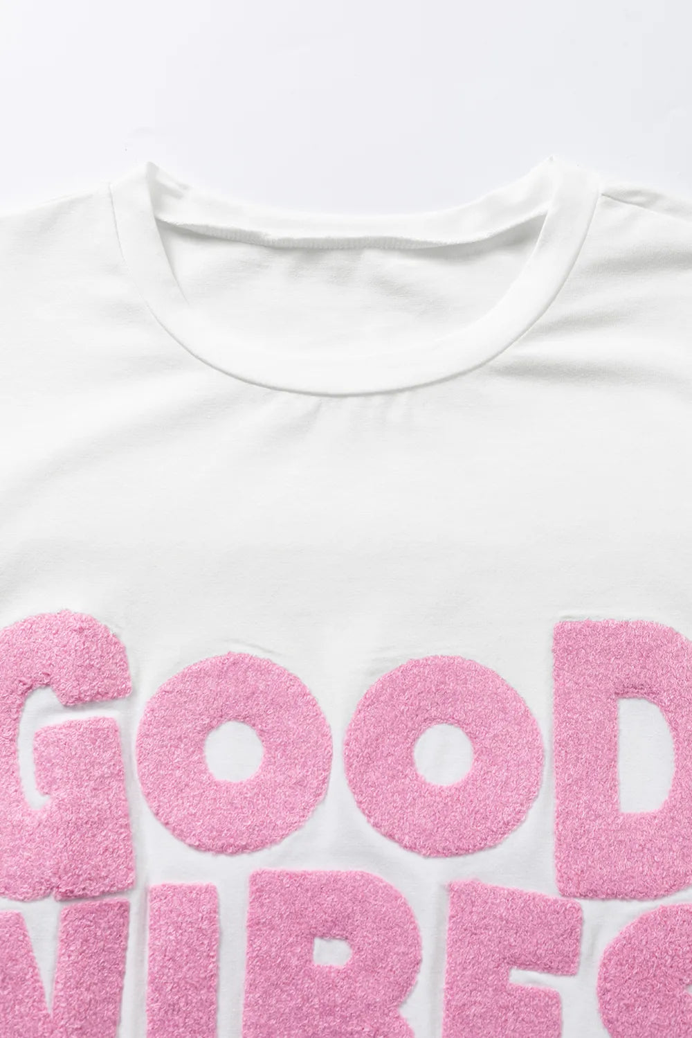 GOOD VIBES Round Neck Half Sleeve T-Shirt – Trendsi | ClozArt