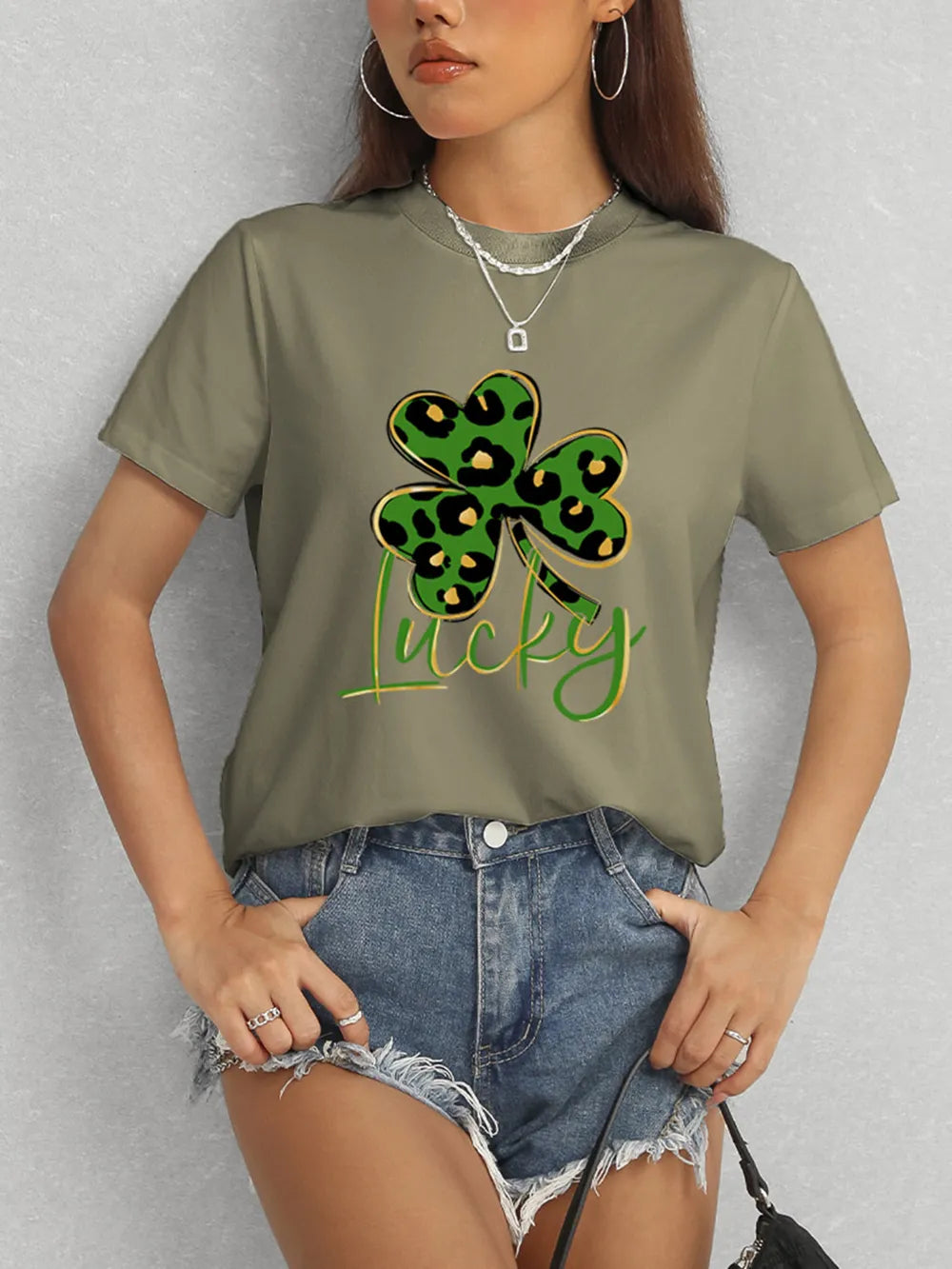 Lucky Clover Round Neck Short Sleeve T-Shirt – Trendsi | ClozArt