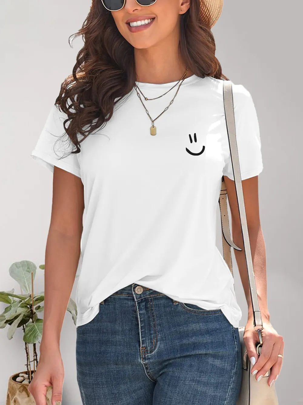 Smile Graphic Round Neck Short Sleeve T-Shirt – Trendsi | ClozArt