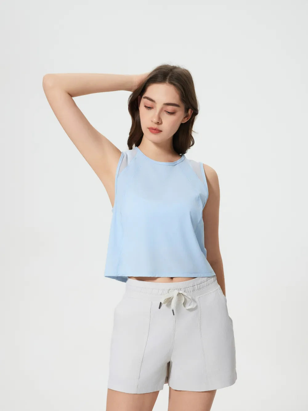 Millennia Round Neck Cropped Active Tank – Trendsi | ClozArt