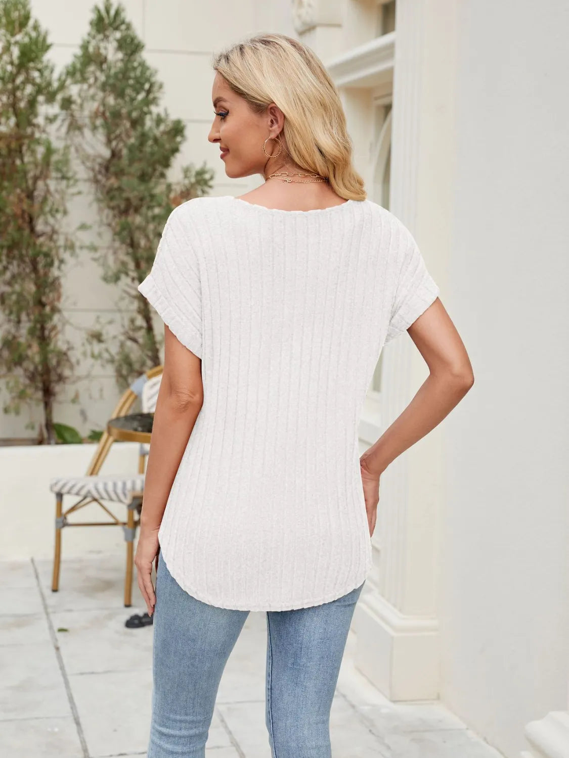 Round Neck Short Sleeve T-Shirt – Trendsi | ClozArt
