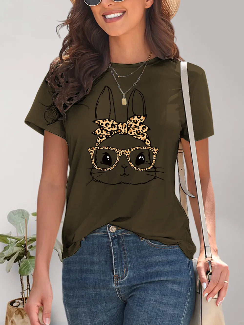 Rabbit Graphic Round Neck Short Sleeve T-Shirt – Trendsi | ClozArt