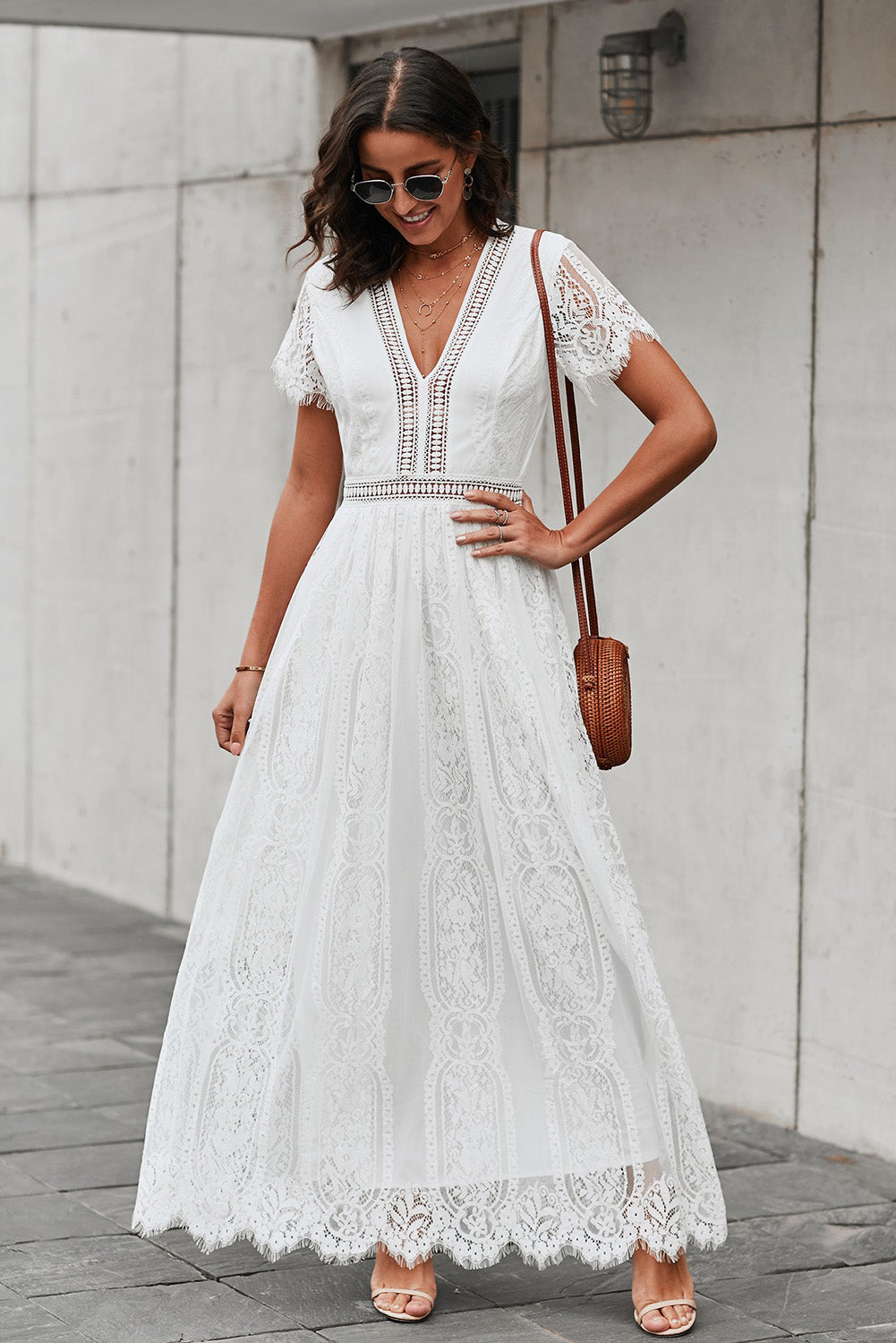 Scalloped Trim Lace Plunge Dress – Trendsi | ClozArt