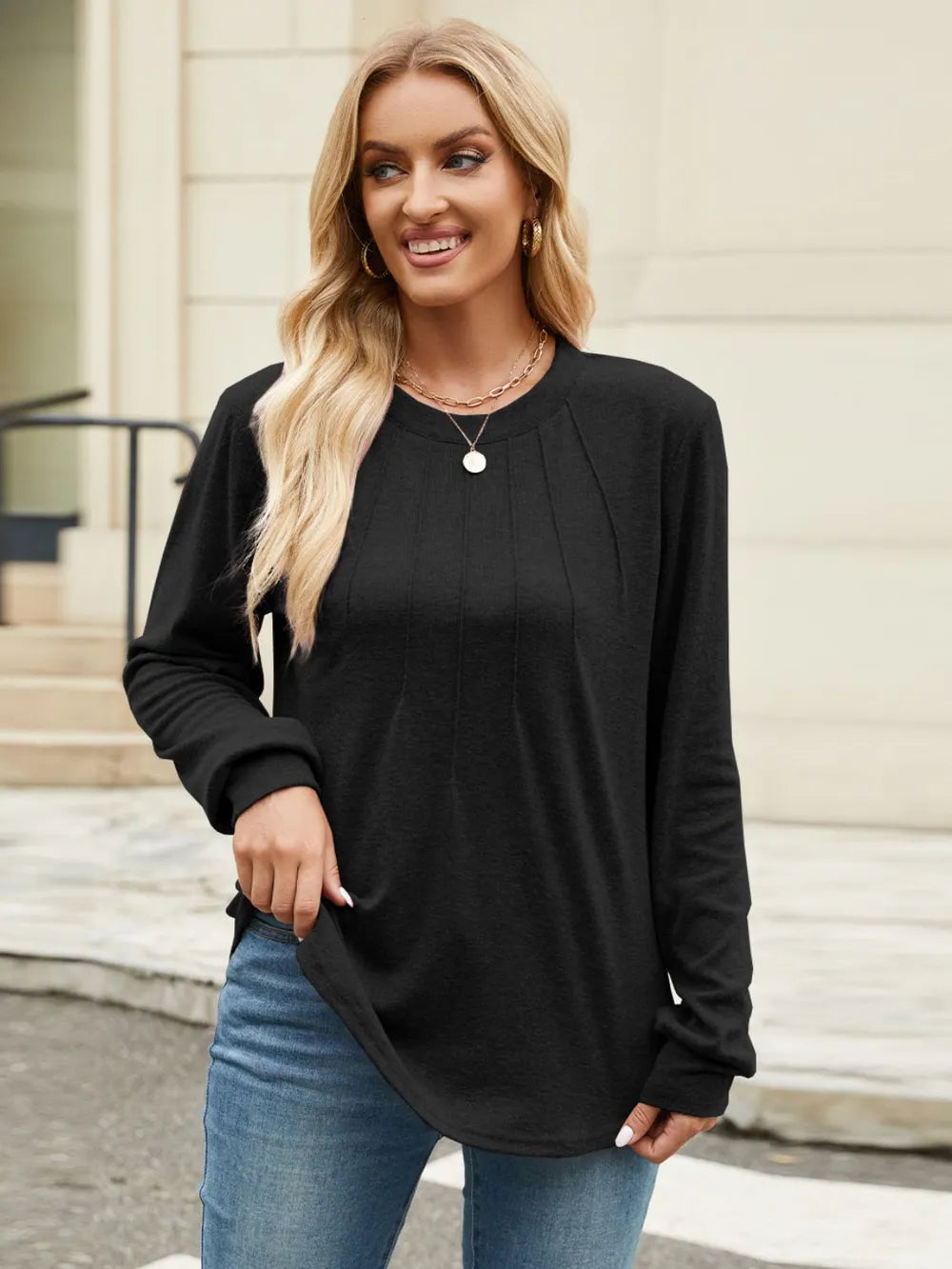 Round Neck Long Sleeve T-Shirt – Trendsi | ClozArt