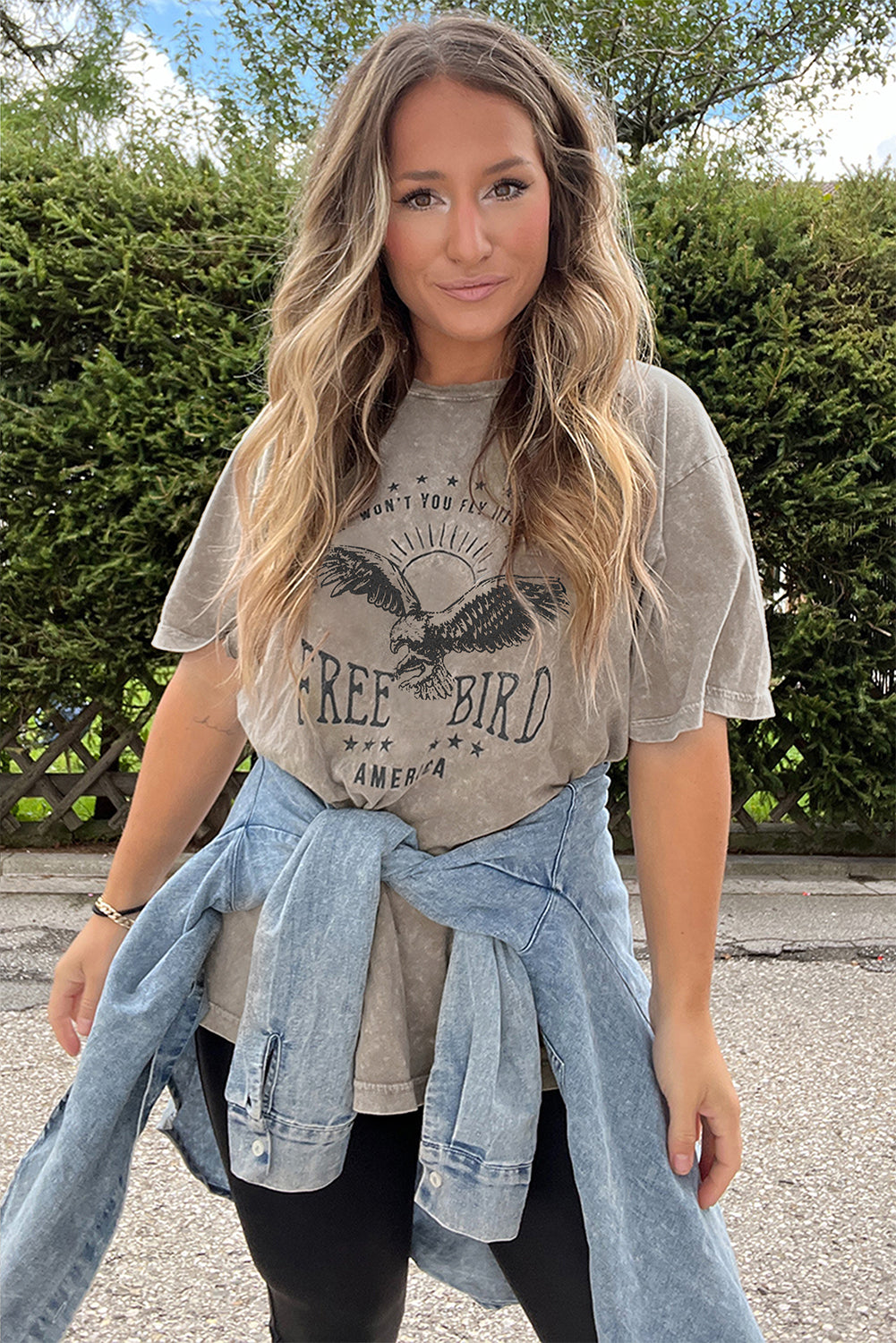 Parchment Mineral Washed Letter Graphic Top – Shewin | ClozArt