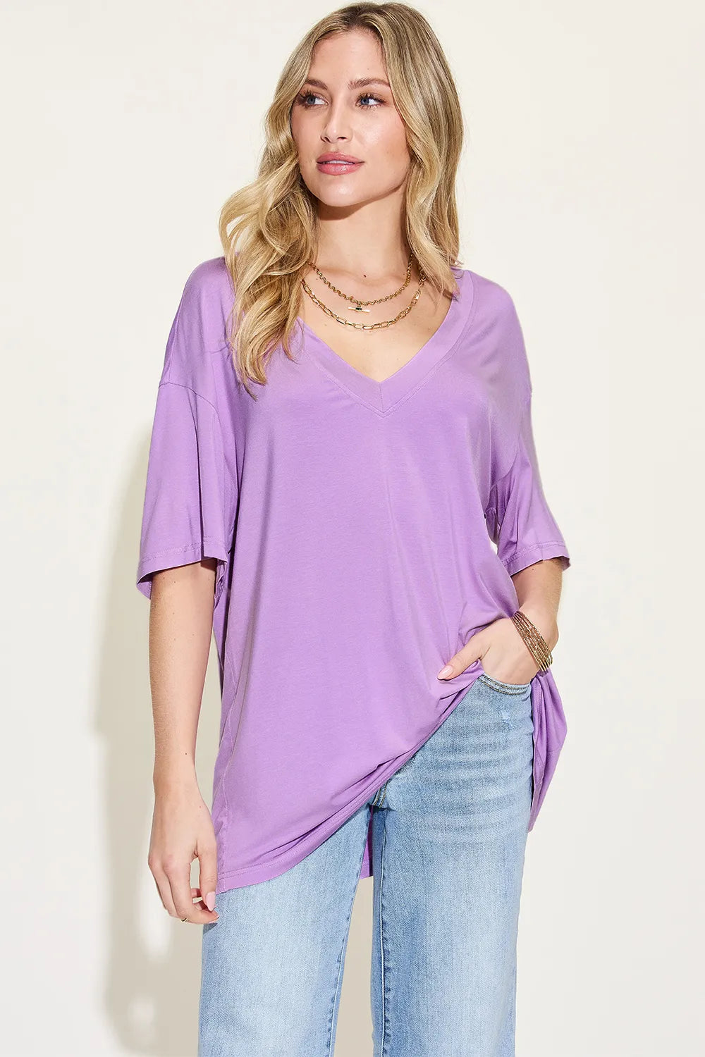 Basic Bae Full Size Bamboo V-Neck Drop Shoulder T-Shirt – Trendsi | ClozArt