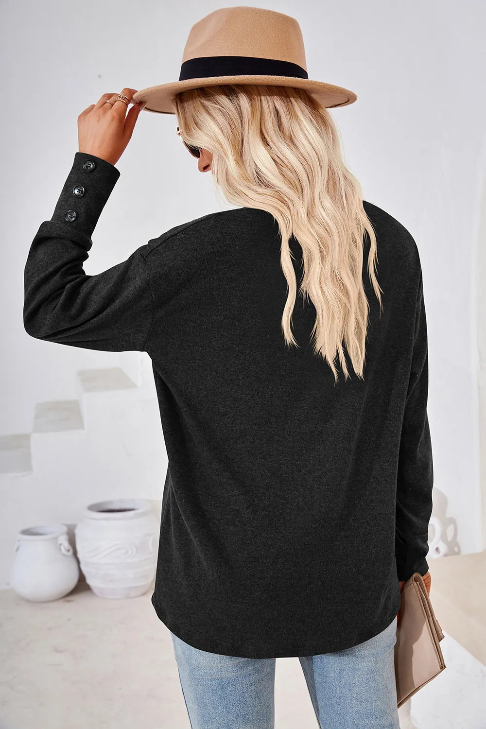 V-Neck Dropped Shoulder T-Shirt – Trendsi | ClozArt