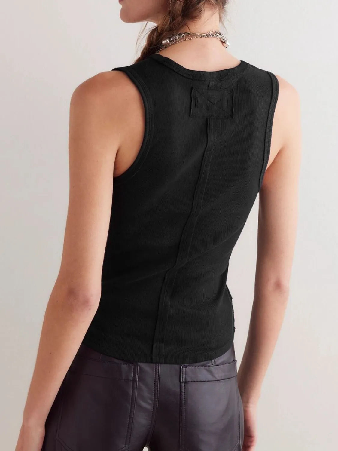 V-Neck Wide Strap Tank – Trendsi | ClozArt