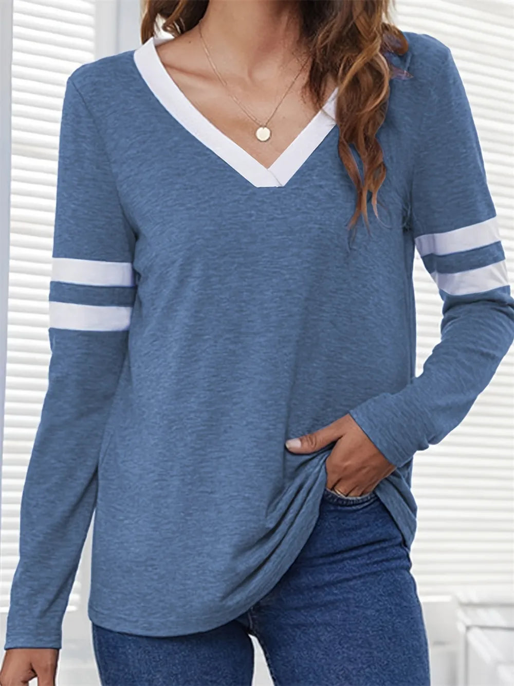 Heathered V-Neck Long Sleeve T-Shirt – Trendsi | ClozArt