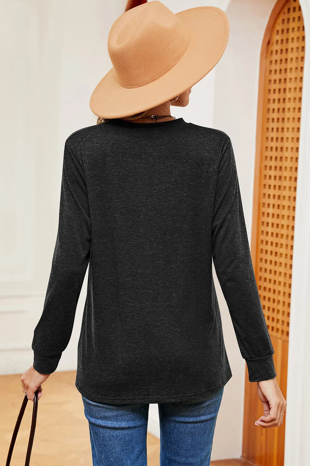 Notched Long Sleeve T-Shirt – Trendsi | ClozArt