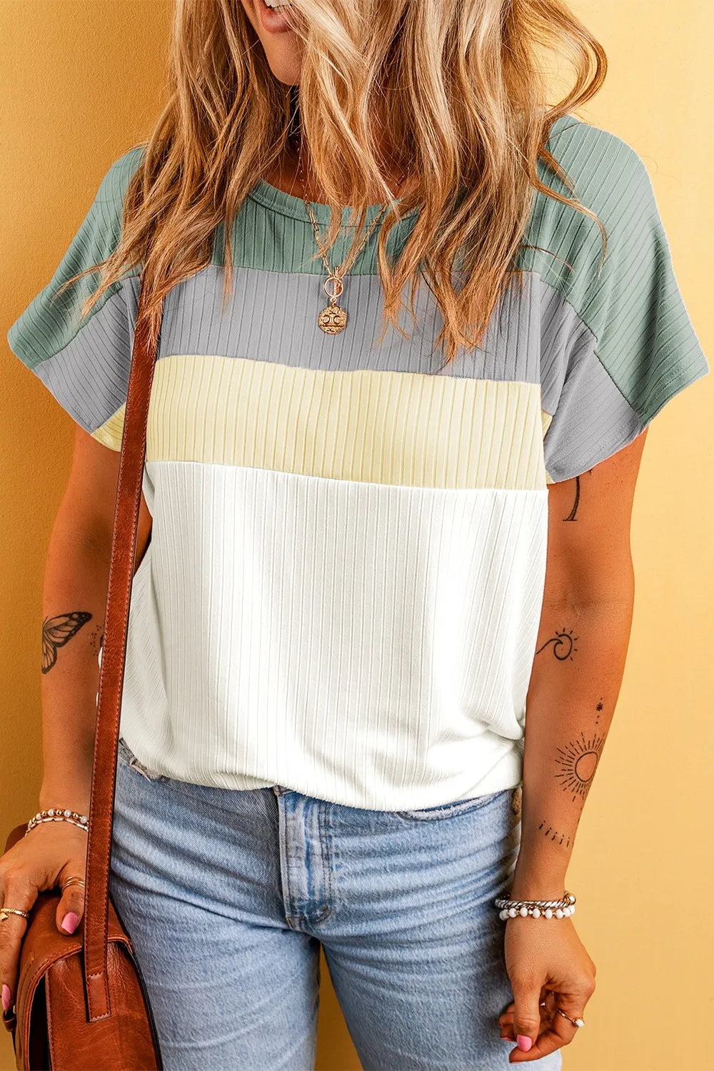 Color Block Round Neck Short Sleeve T-Shirt – Trendsi | ClozArt