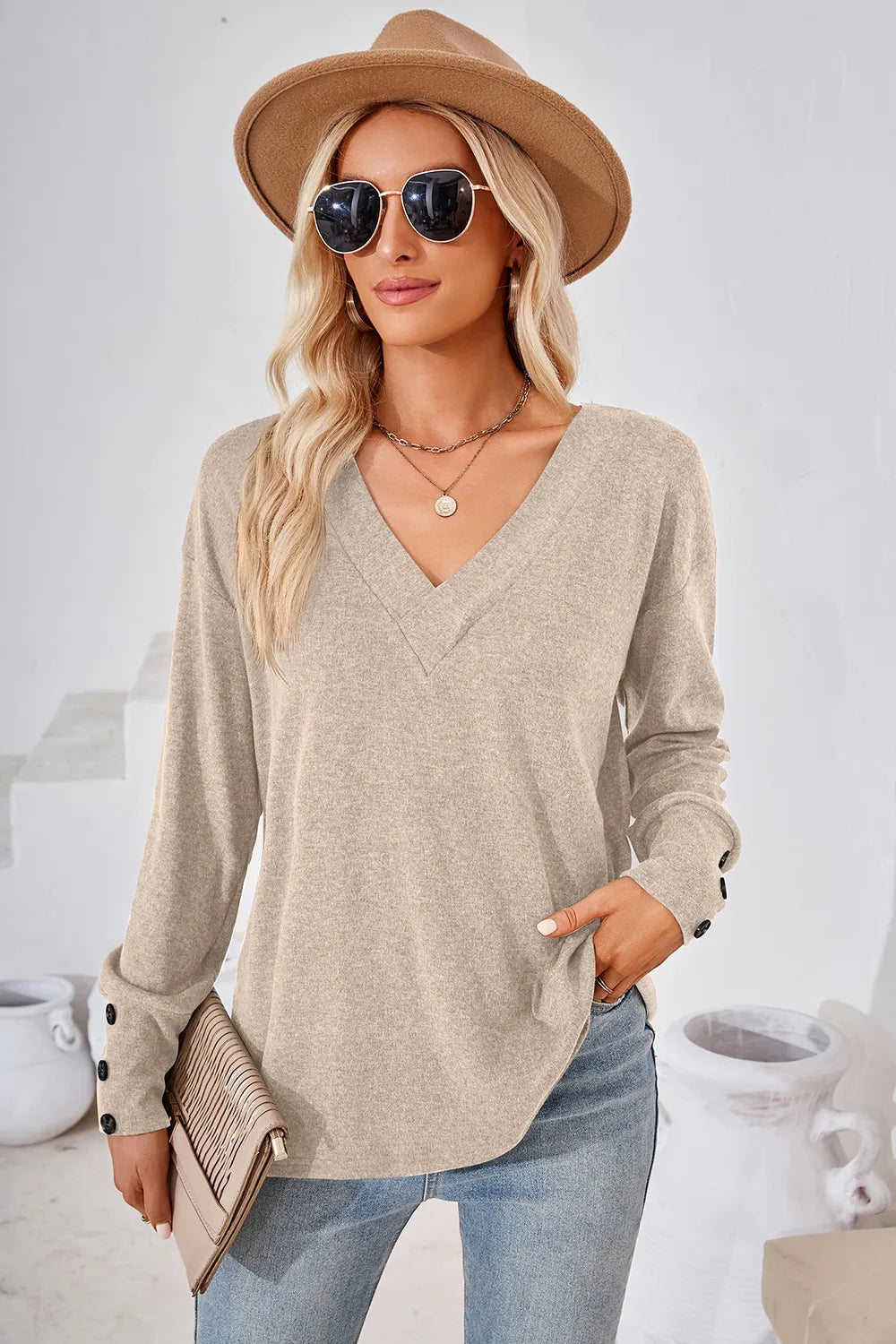 V-Neck Dropped Shoulder T-Shirt – Trendsi | ClozArt