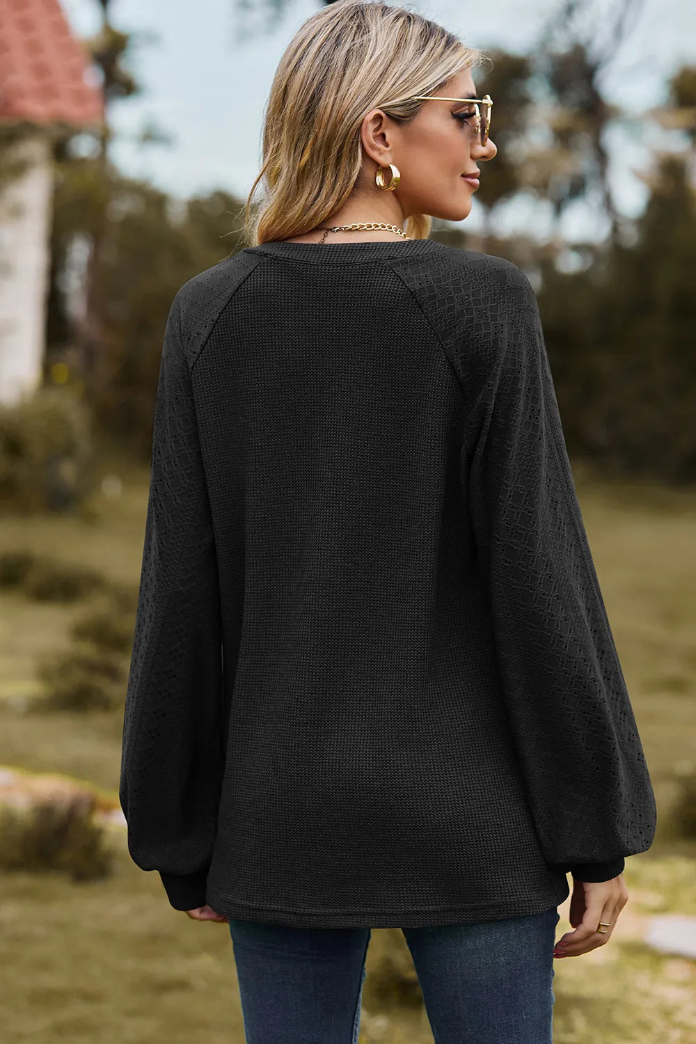 Eyelet Notched Raglan Sleeve T-Shirt – Trendsi | ClozArt