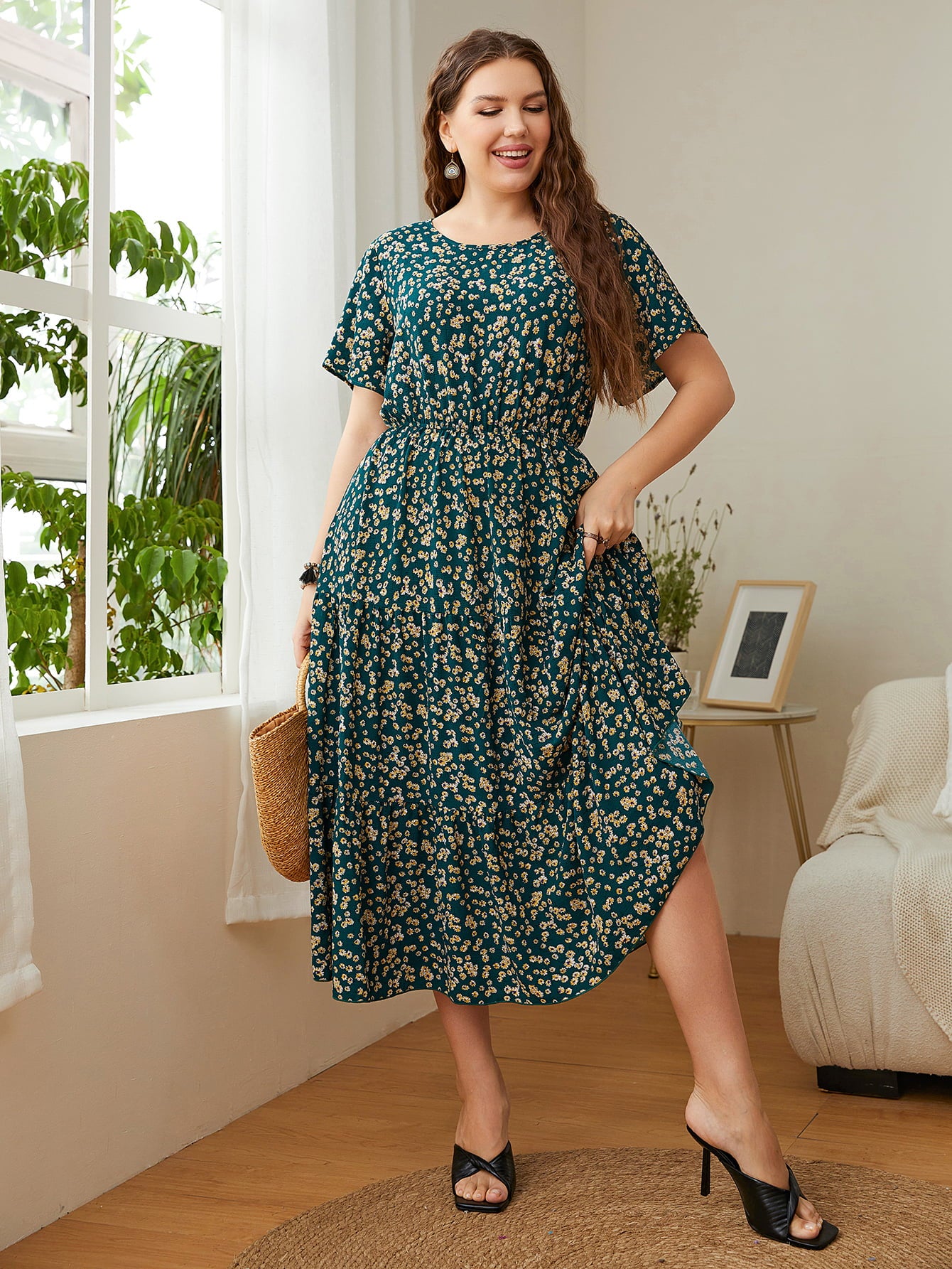Honey Plus Size Floral Round Neck Short Sleeve Midi Dress – Trendsi | ClozArt