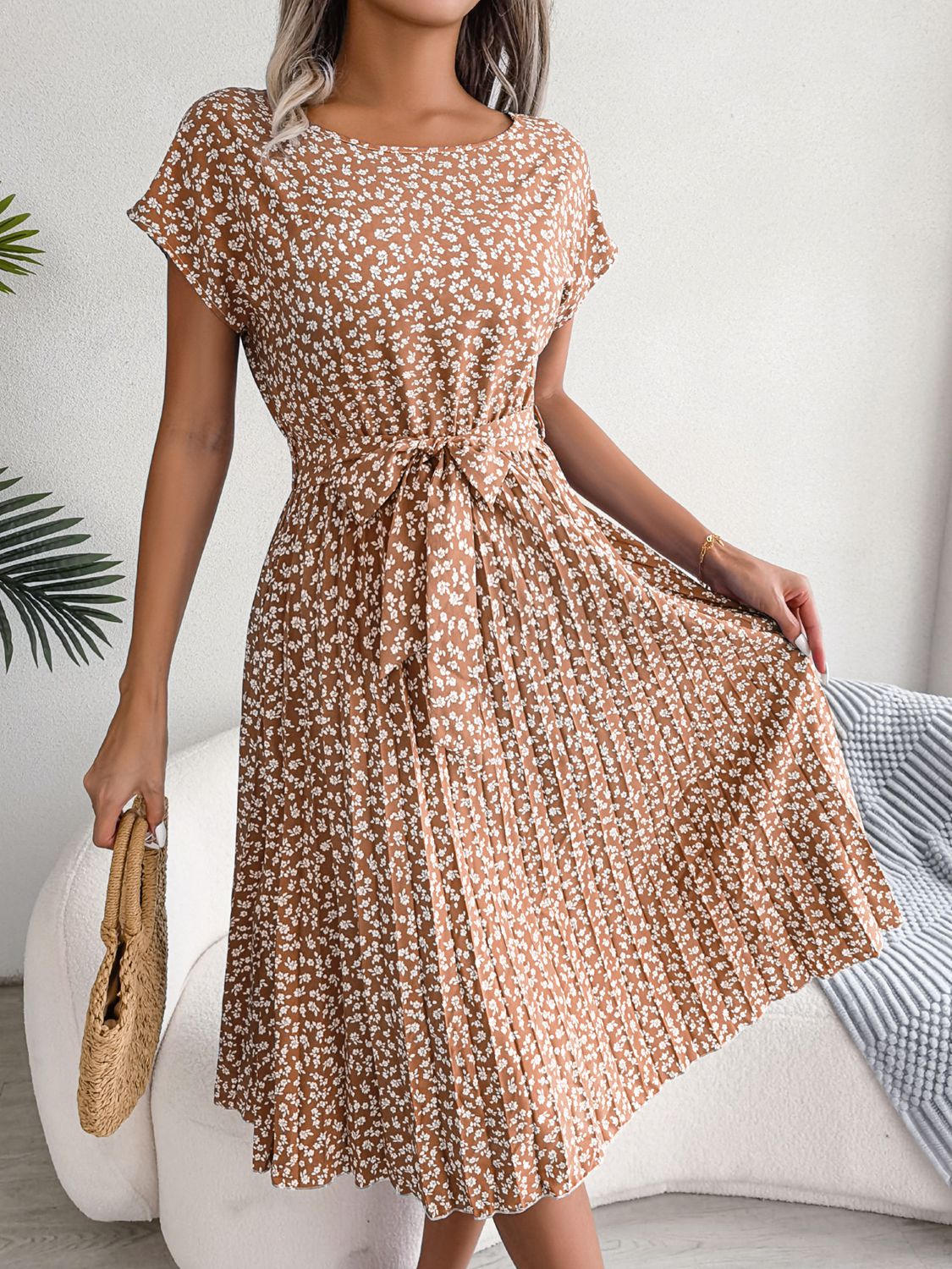 Ditsy Floral Pleated Belted Dress – Trendsi | ClozArt