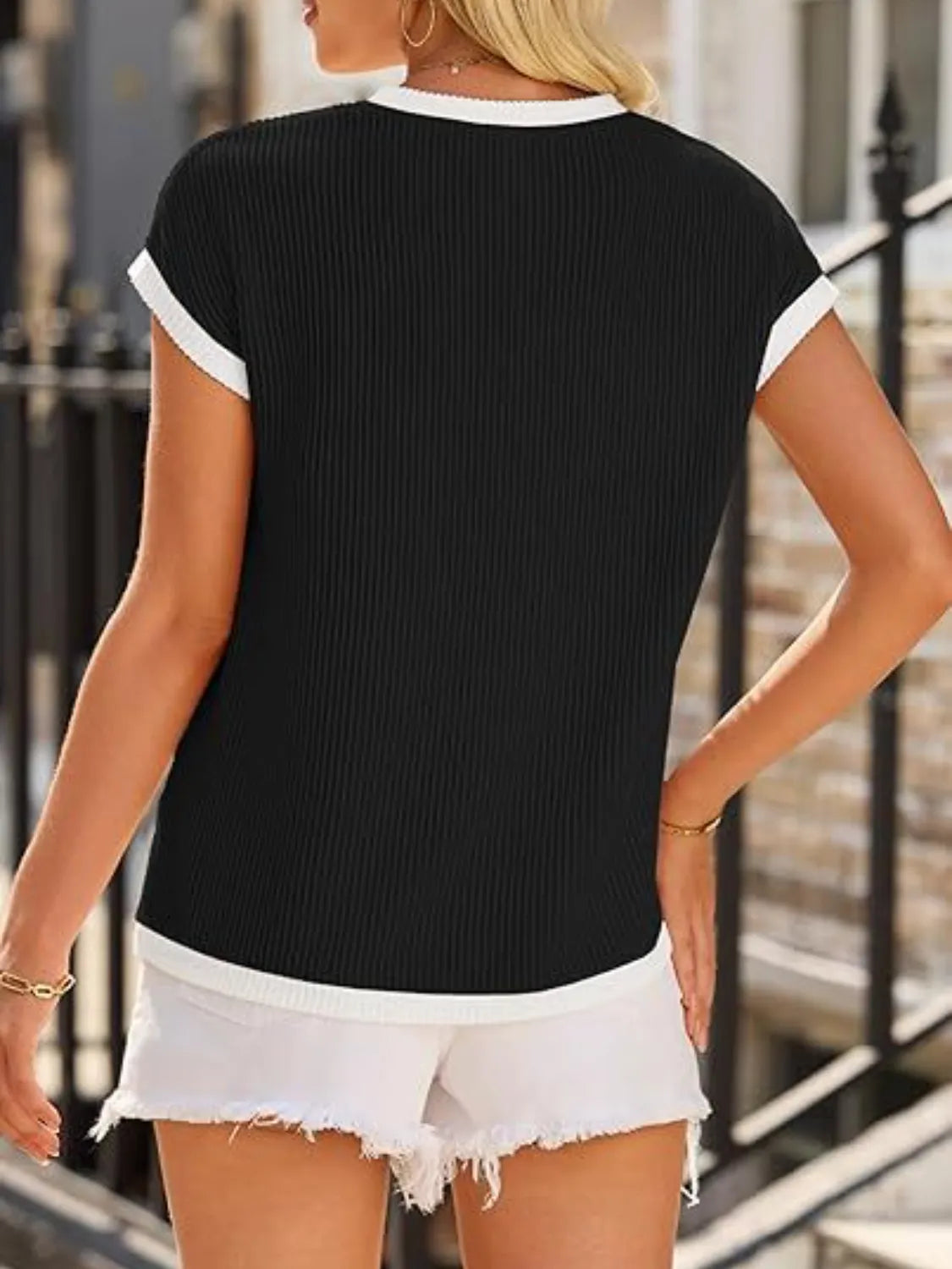 Contrast Trim Round Neck Cap Sleeve Top – Trendsi | ClozArt