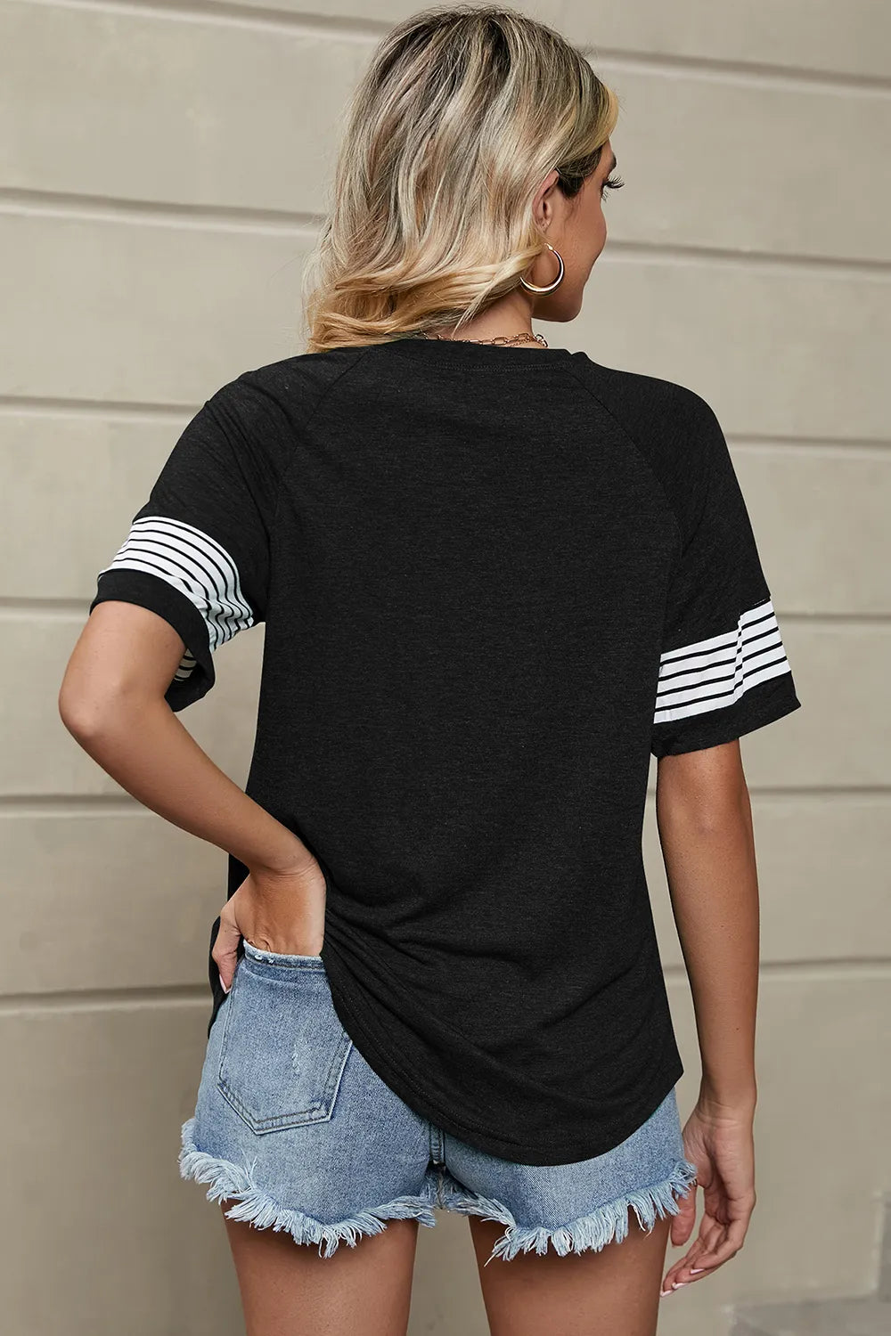 Striped Round Neck Short Sleeve T-Shirt – Trendsi | ClozArt