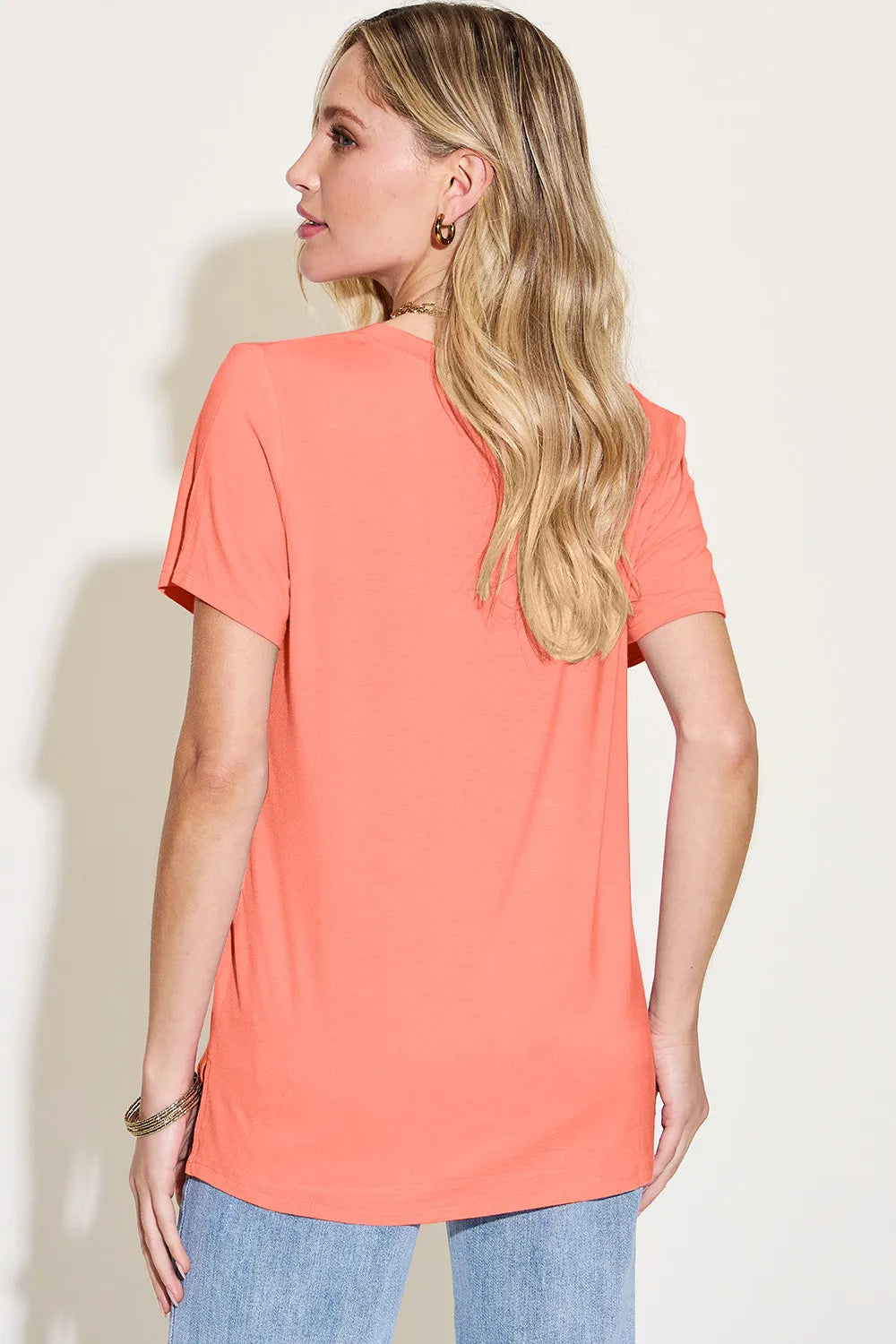 Basic Bae Bamboo Full Size V-Neck High-Low T-Shirt – Trendsi | ClozArt