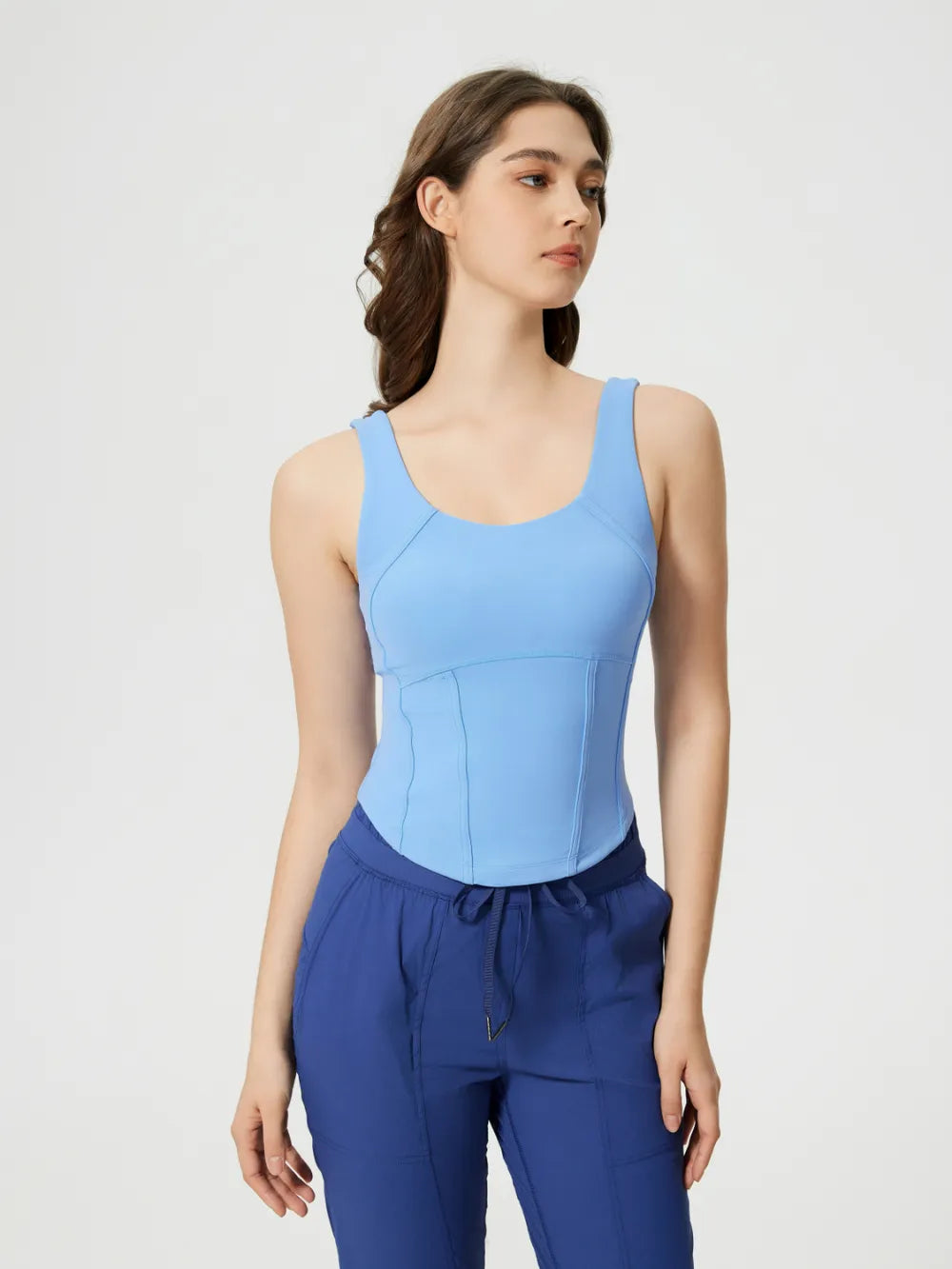 Millennia Round Neck Wide Strap Active Tank with Detachable Chest Pads – Trendsi | ClozArt