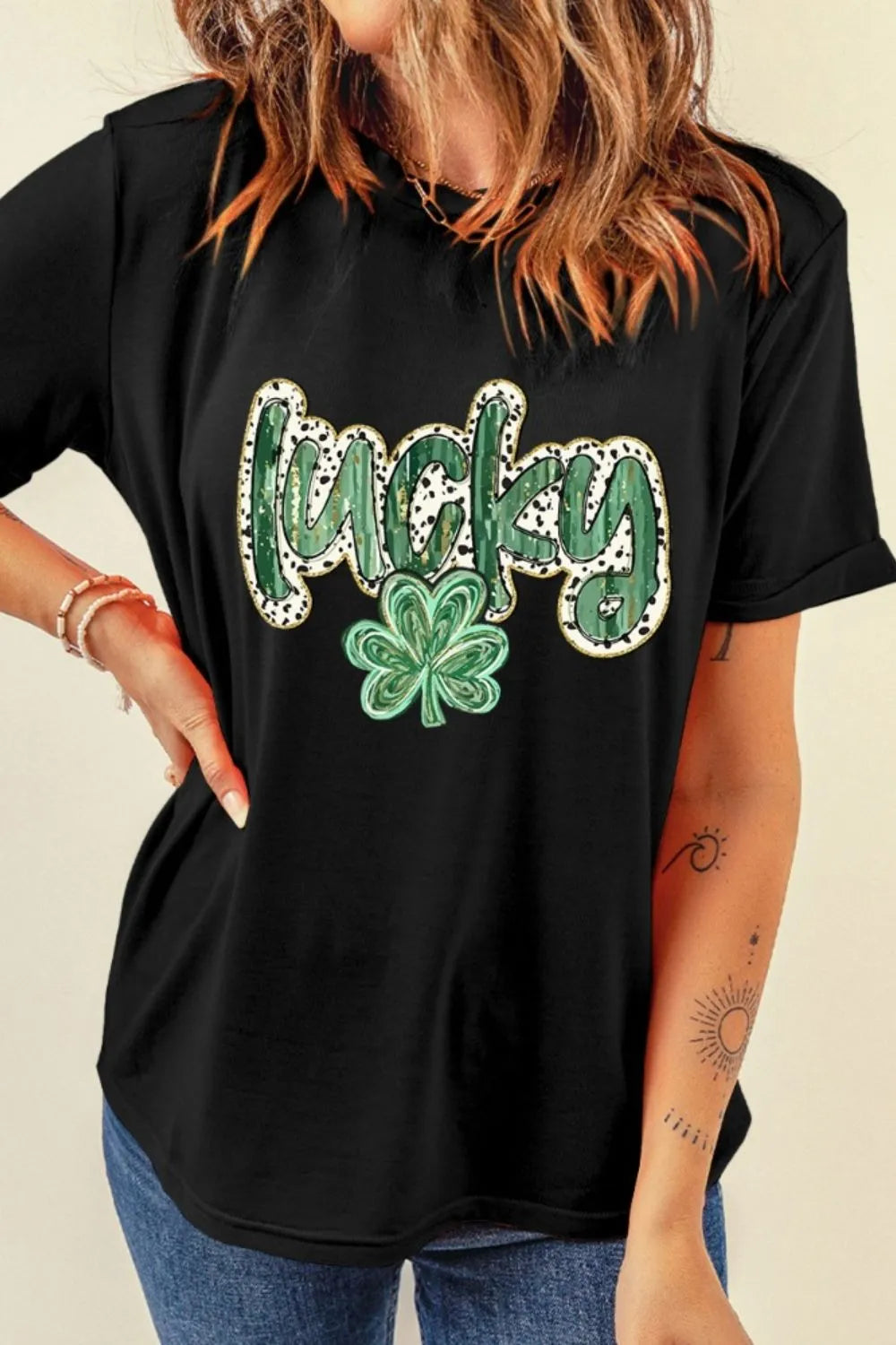 Lucky Clover Graphic T-Shirt – Trendsi | ClozArt