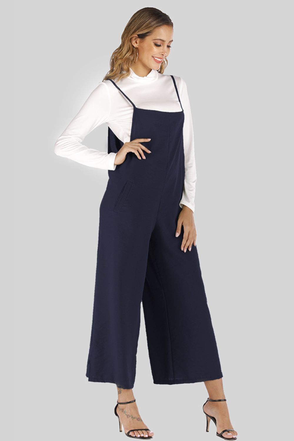 Full Size Cropped Wide Leg Overalls with Pockets – Trendsi | ClozArt