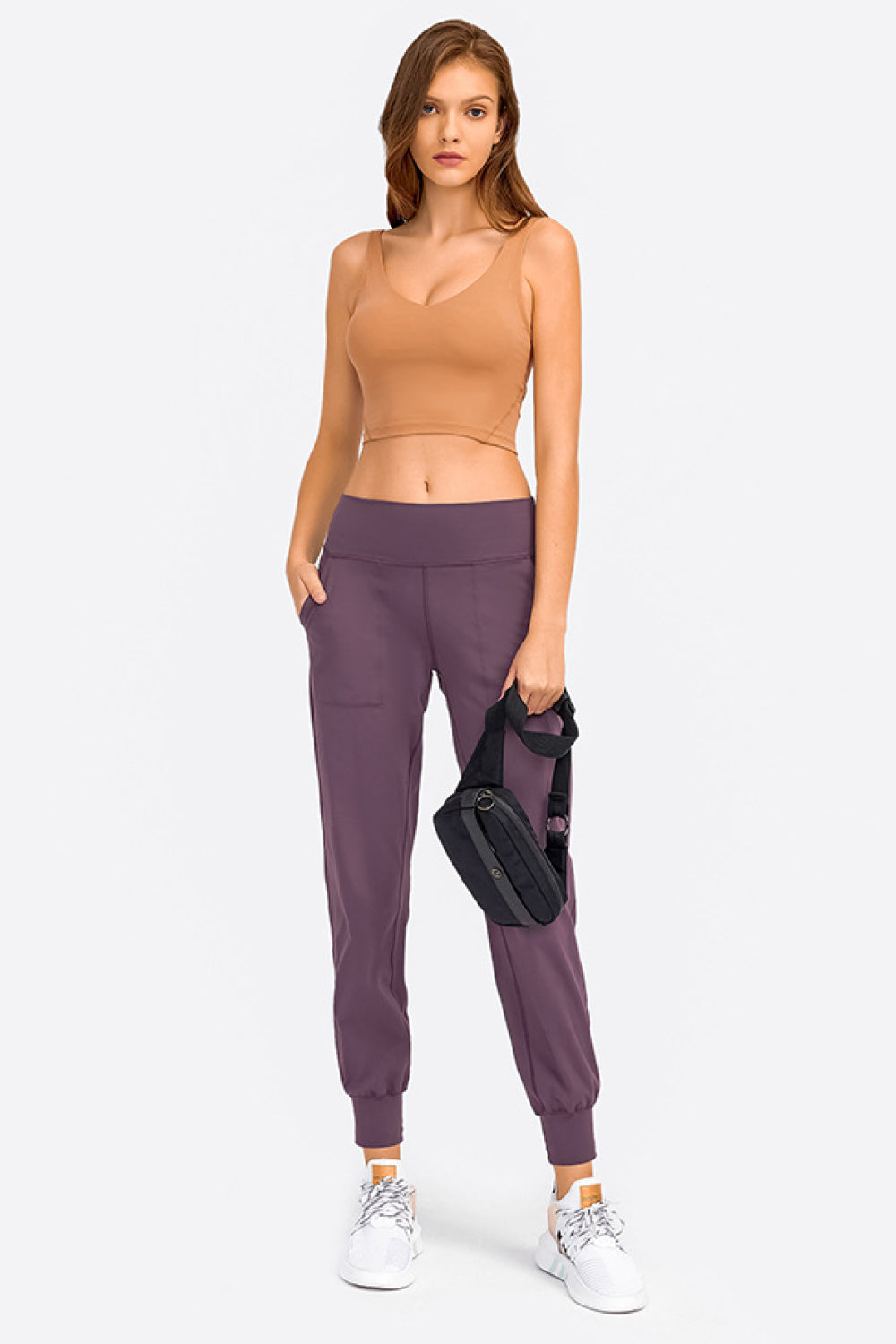 Millennia Deep V-Neck Crop Sports Bra – Trendsi | ClozArt