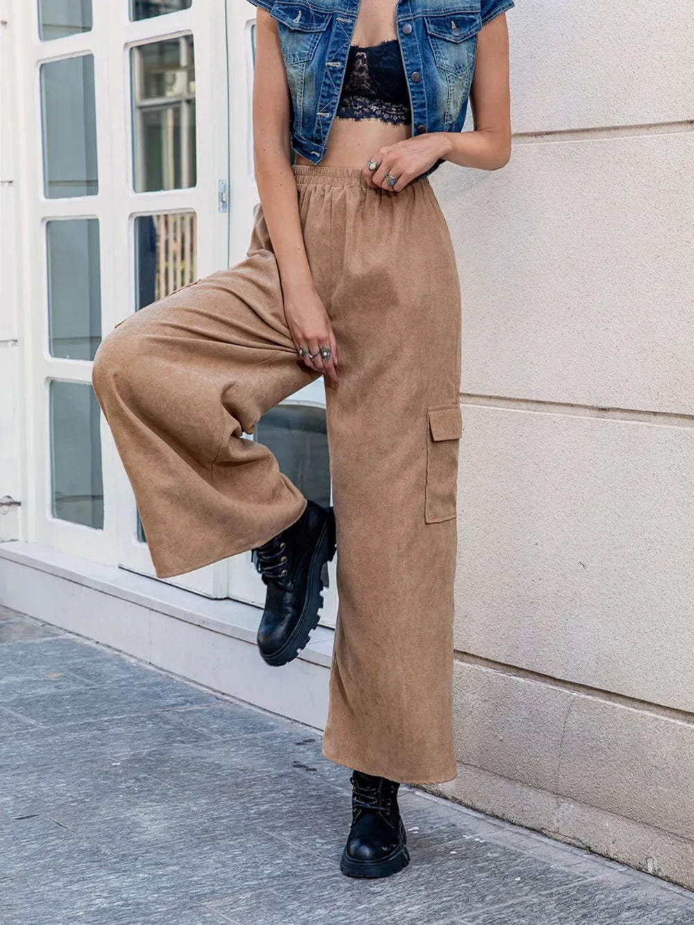 Pocketed Wide Leg Elastic Waist Pants – Trendsi | ClozArt