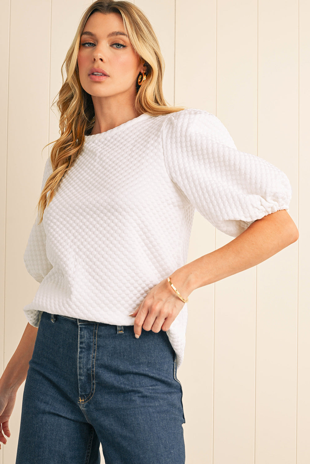 White Solid Textured O Neck Puff Sleeve Blouse – Shewin | ClozArt