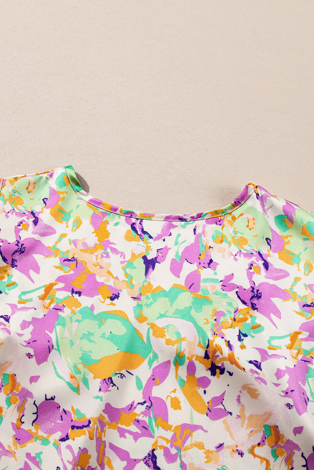 Purple Abstract Print Ruffled Short Sleeve Notched Neck Blouse – Shewin | ClozArt