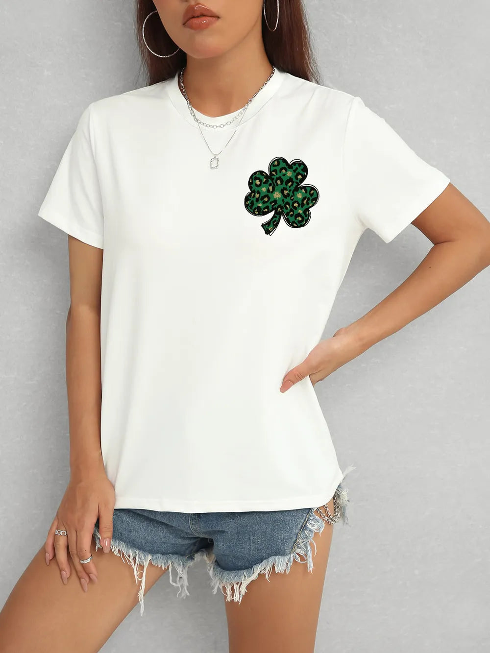 Lucky Clover Round Neck Short Sleeve T-Shirt – Trendsi | ClozArt