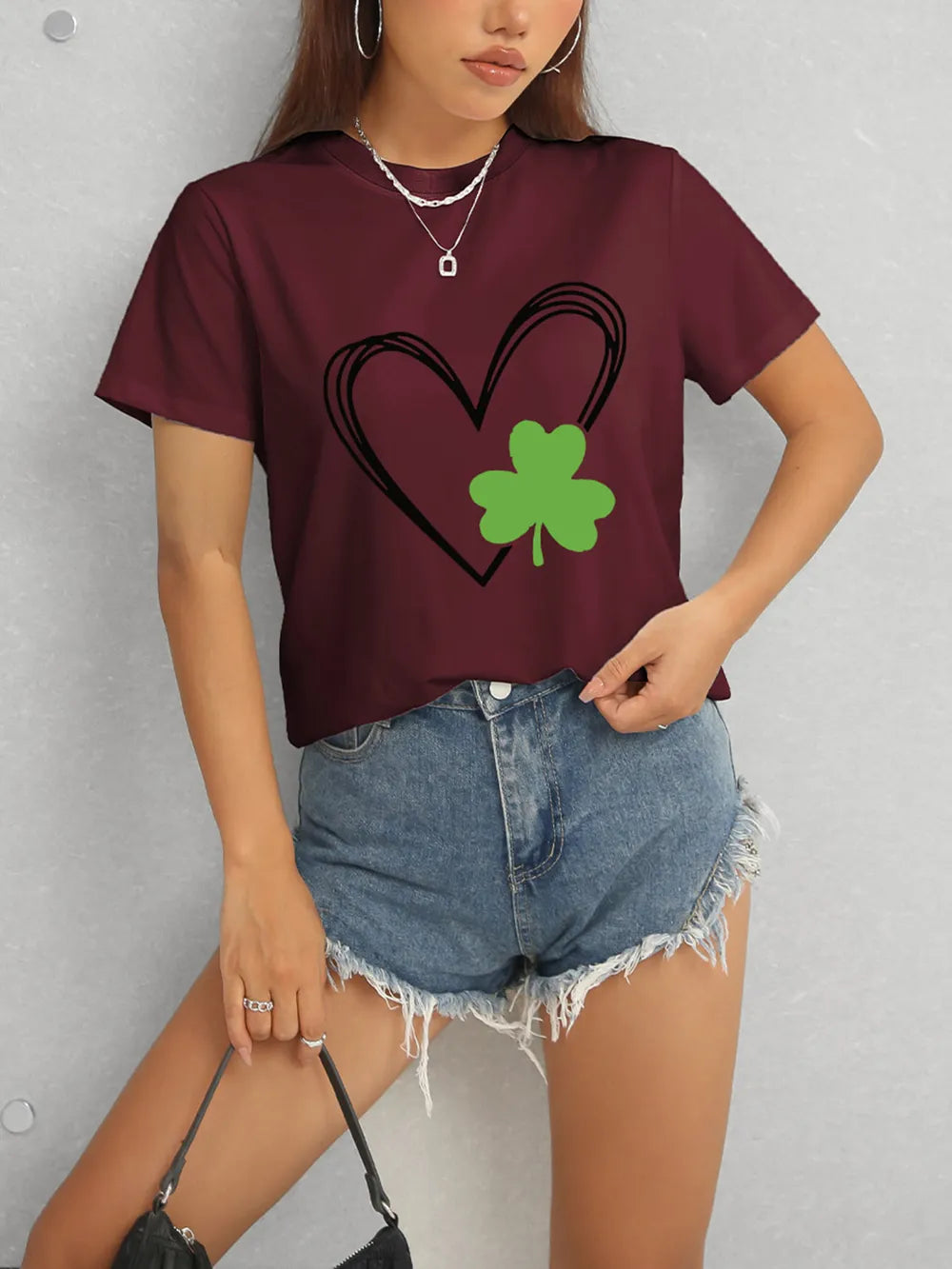 Heart Lucky Clover Short Sleeve T-Shirt – Trendsi | ClozArt