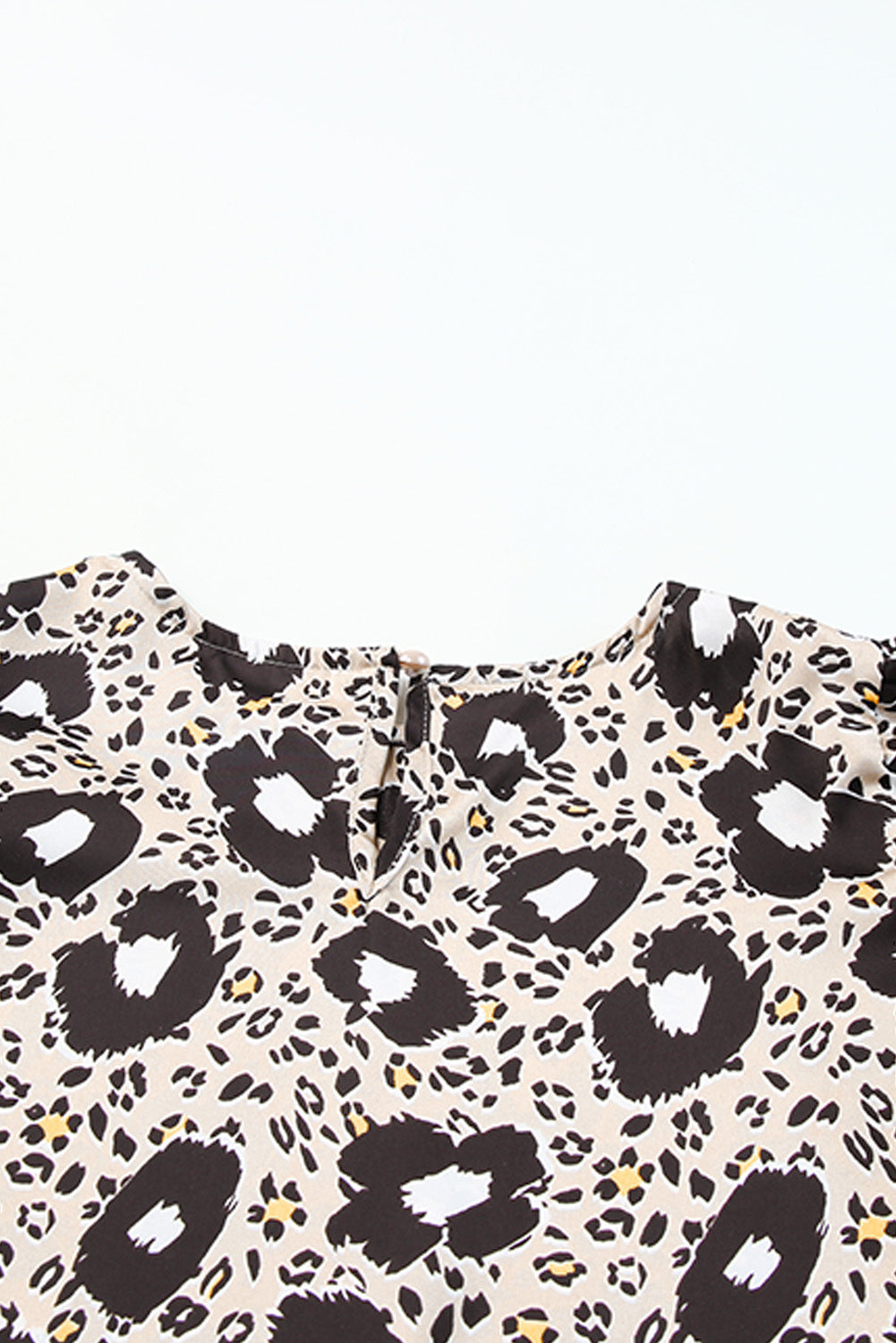 Animal Print Puff Sleeve Round Neck Blouse – Trendsi | ClozArt