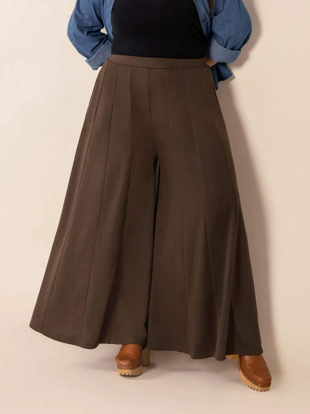 Plus Size Wide Leg Pants with Pockets – Trendsi | ClozArt